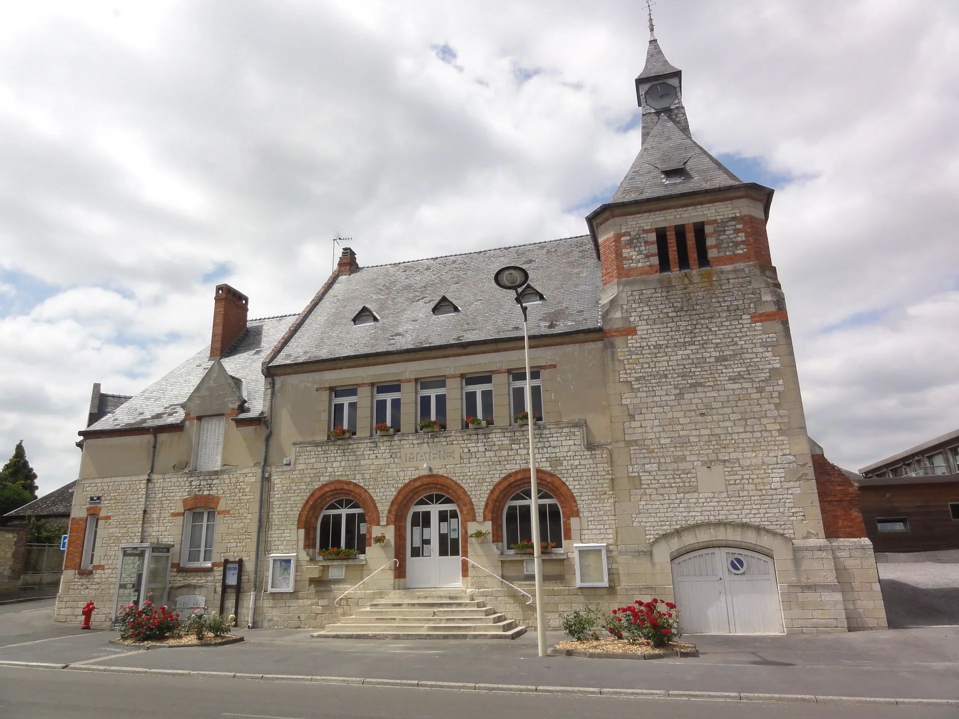 Etang de Chivres à Mâchecourt — À 3,0 km du lac