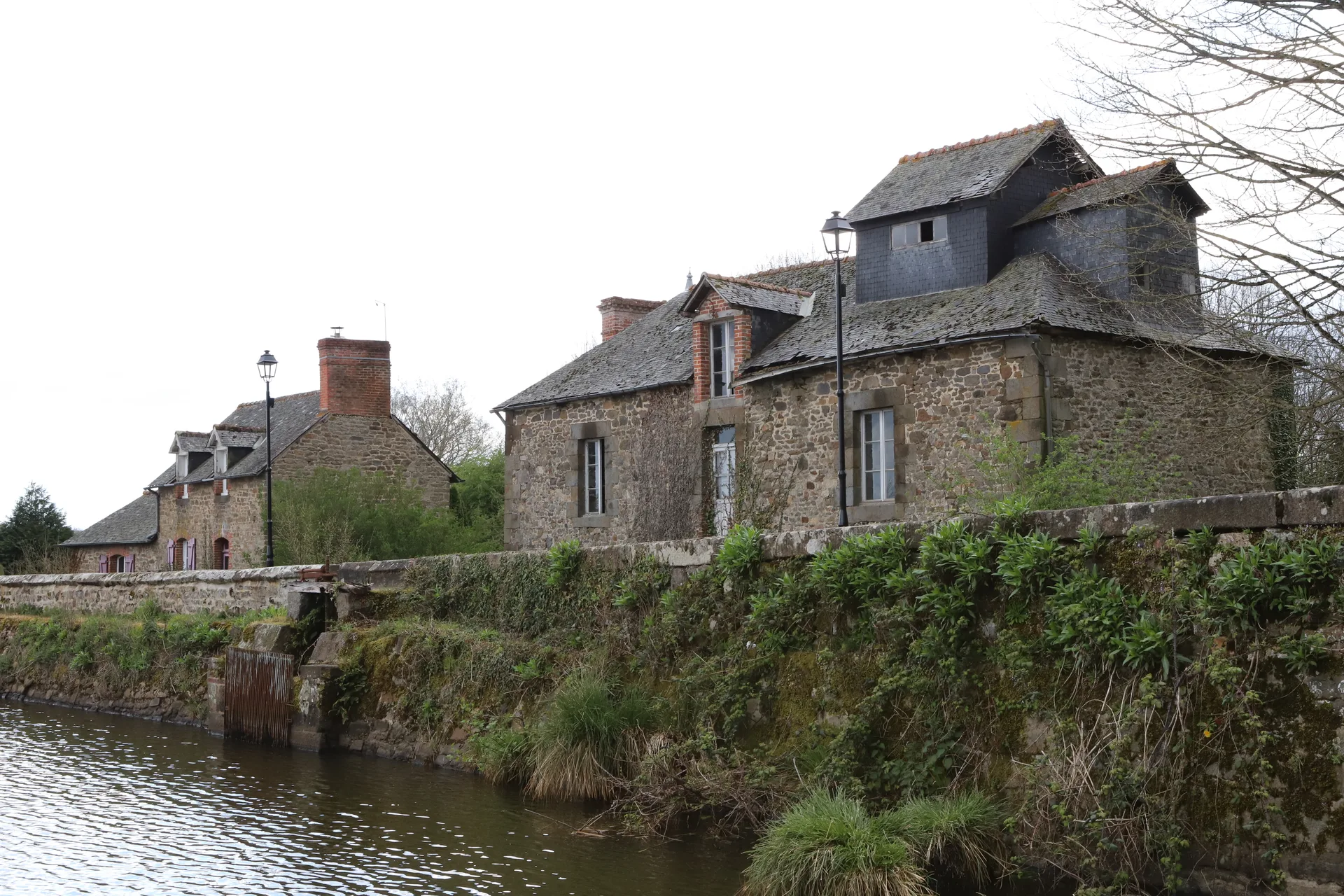 Etang de Combourg à Combourg — À 271 m du lac
