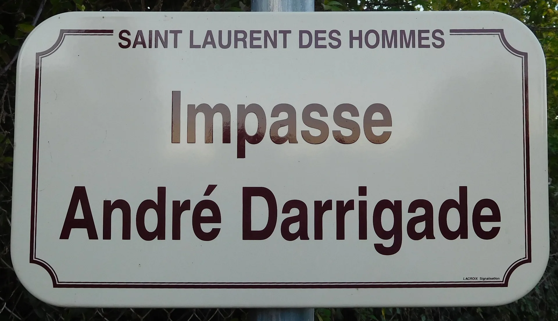 Etang de Farganaud à Saint-Laurent-des-Hommes — À 1,1 km du lac