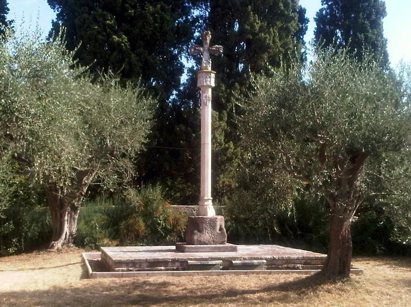 Etang de Fontmerle à Mougins — À 1,2 km du lac