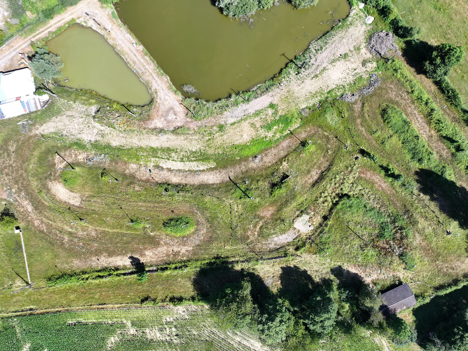 Etang de Frotey les Lure à Frotey-lès-Lure — À 412 m du lac