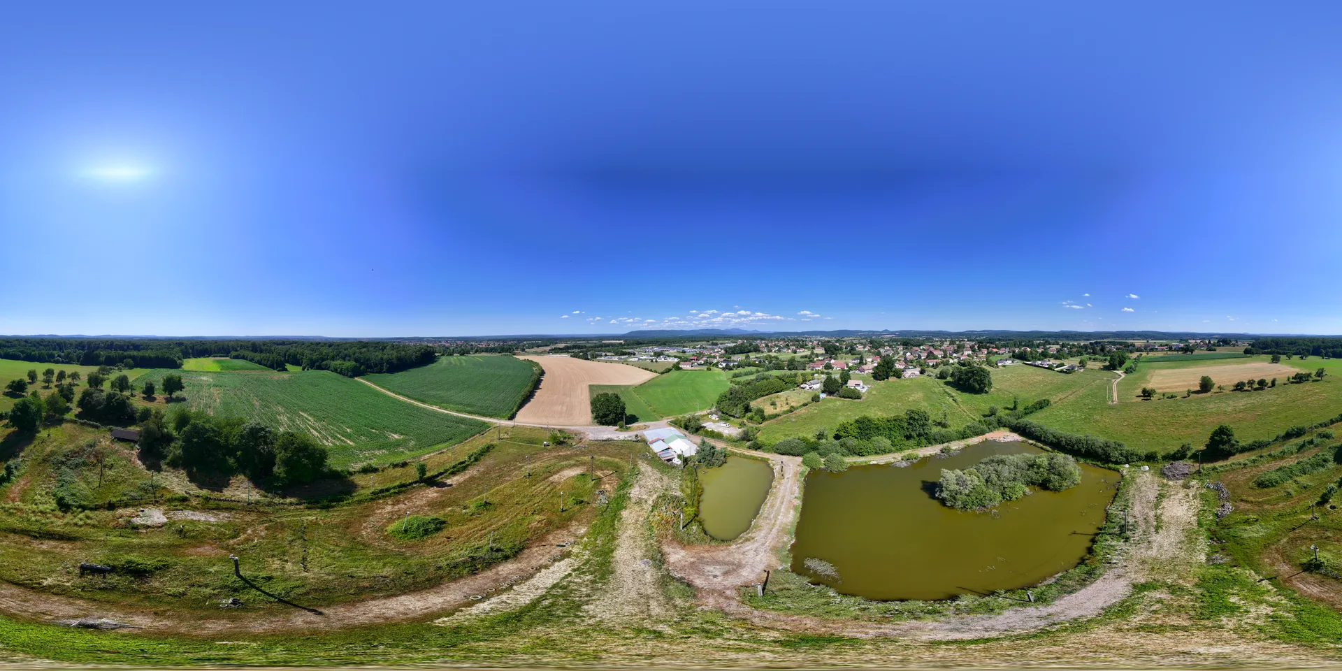 Etang de Frotey les Lure à Frotey-lès-Lure — À 421 m du lac