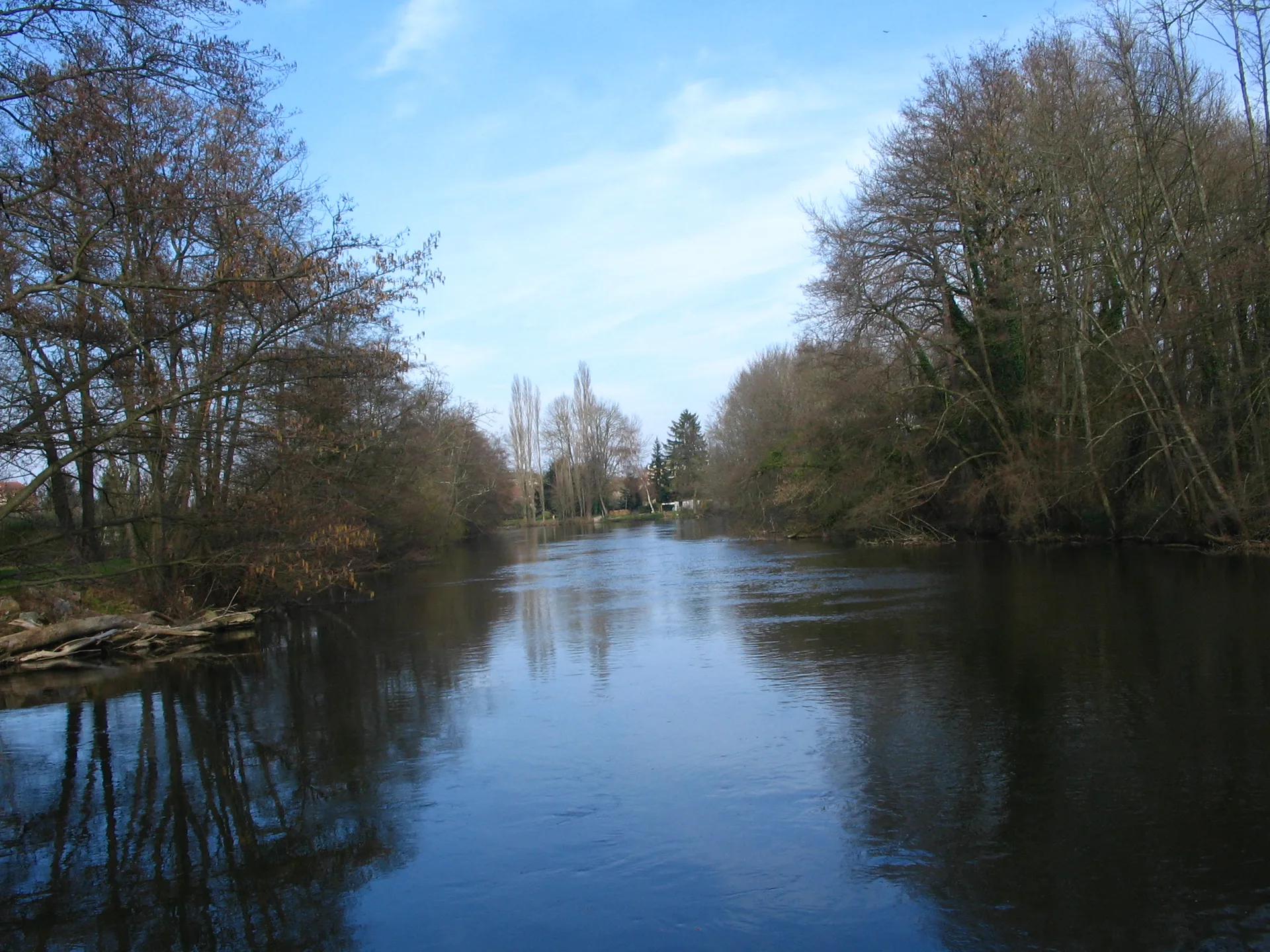 Etang de Gouzolles à Bayet — À 1,4 km du lac