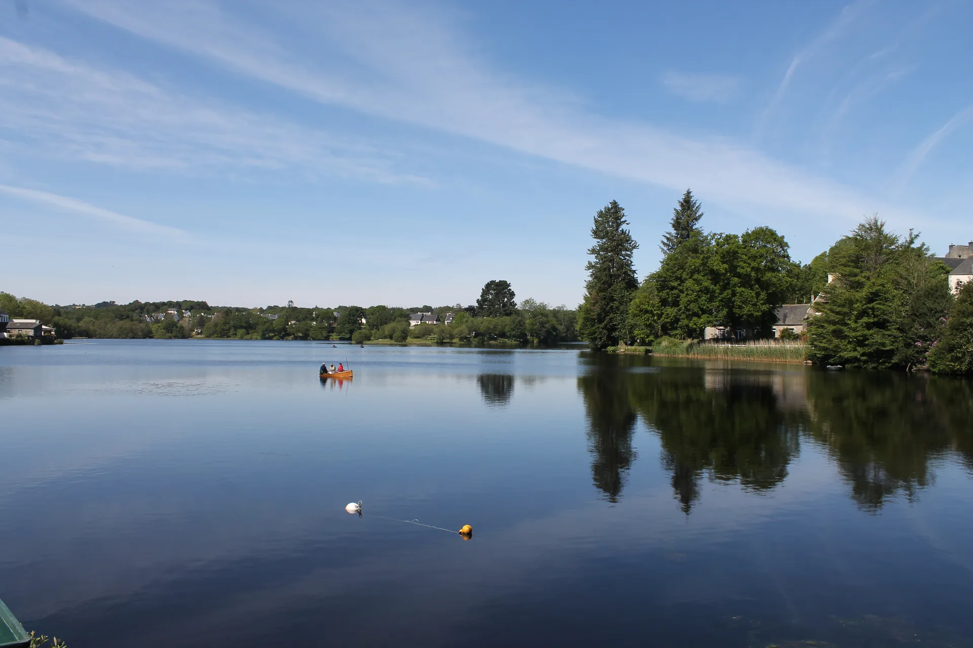 Etang de Huelgoat à Huelgoat — À 253 m du lac