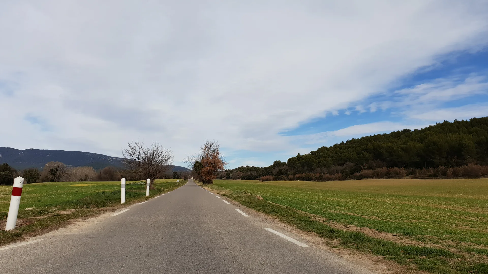 Etang de la Bonde à Cabrières-d'Aigues — À 2,1 km du lac