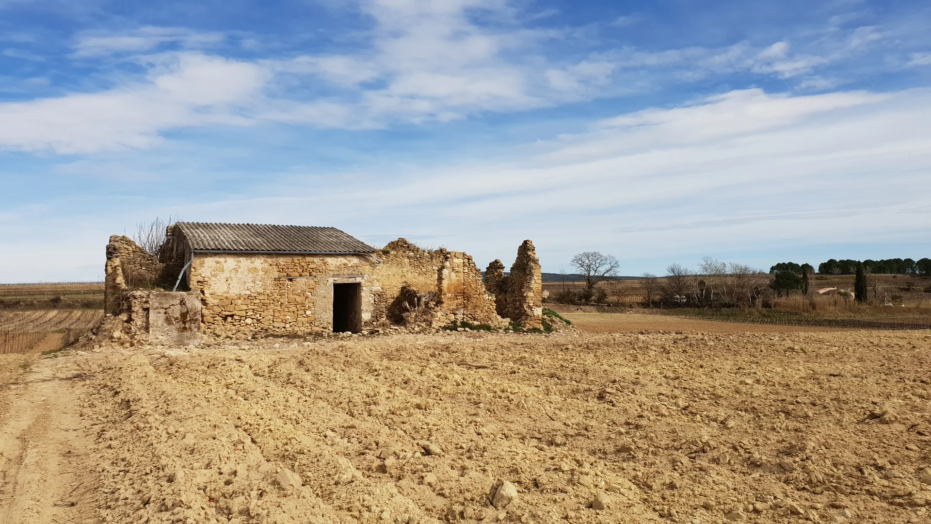 Etang de la Bonde à Cabrières-d'Aigues — À 3,1 km du lac