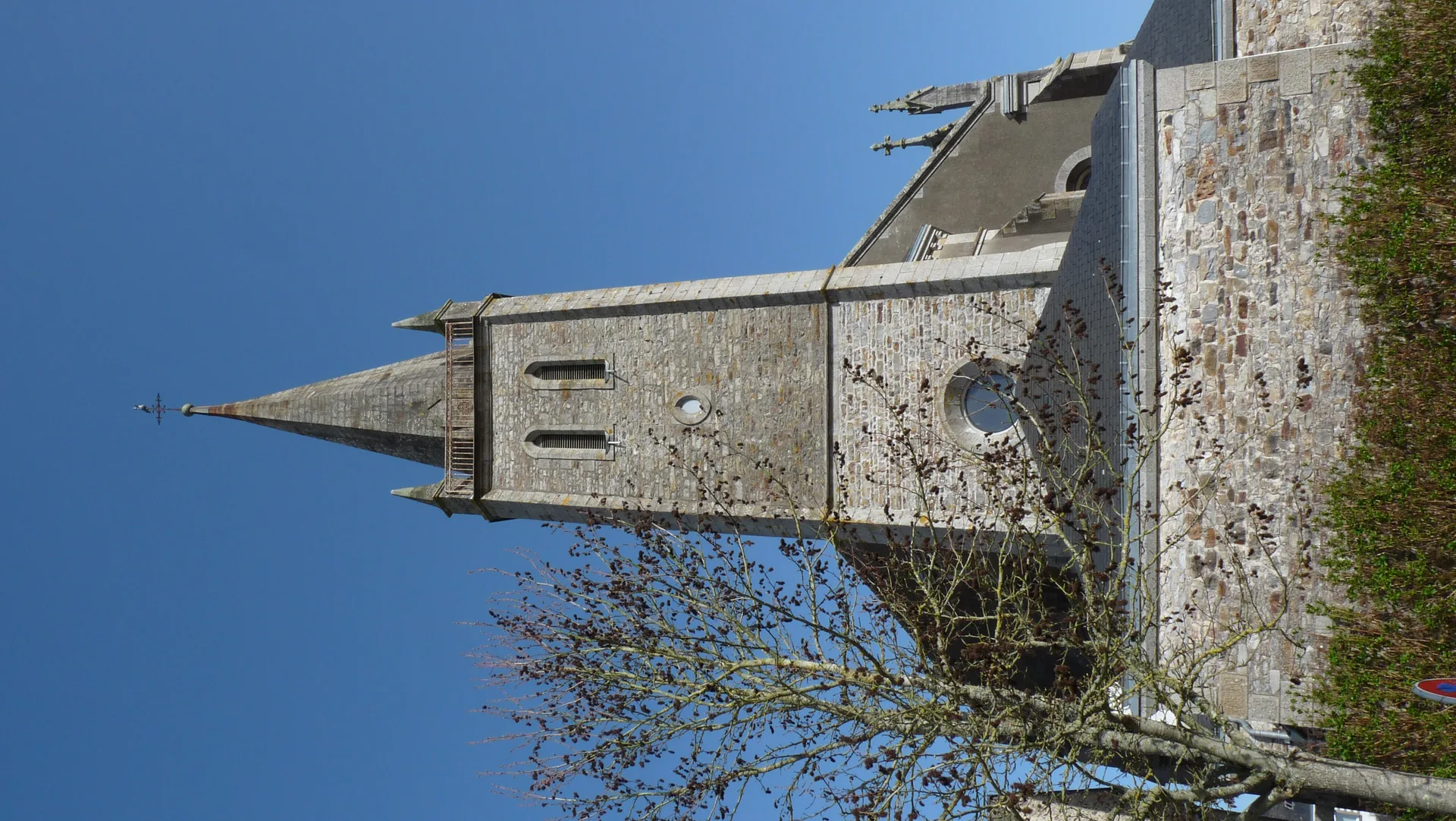 Etang de La Chapelle Erbree à La Chapelle-Erbrée — À 4,8 km du lac