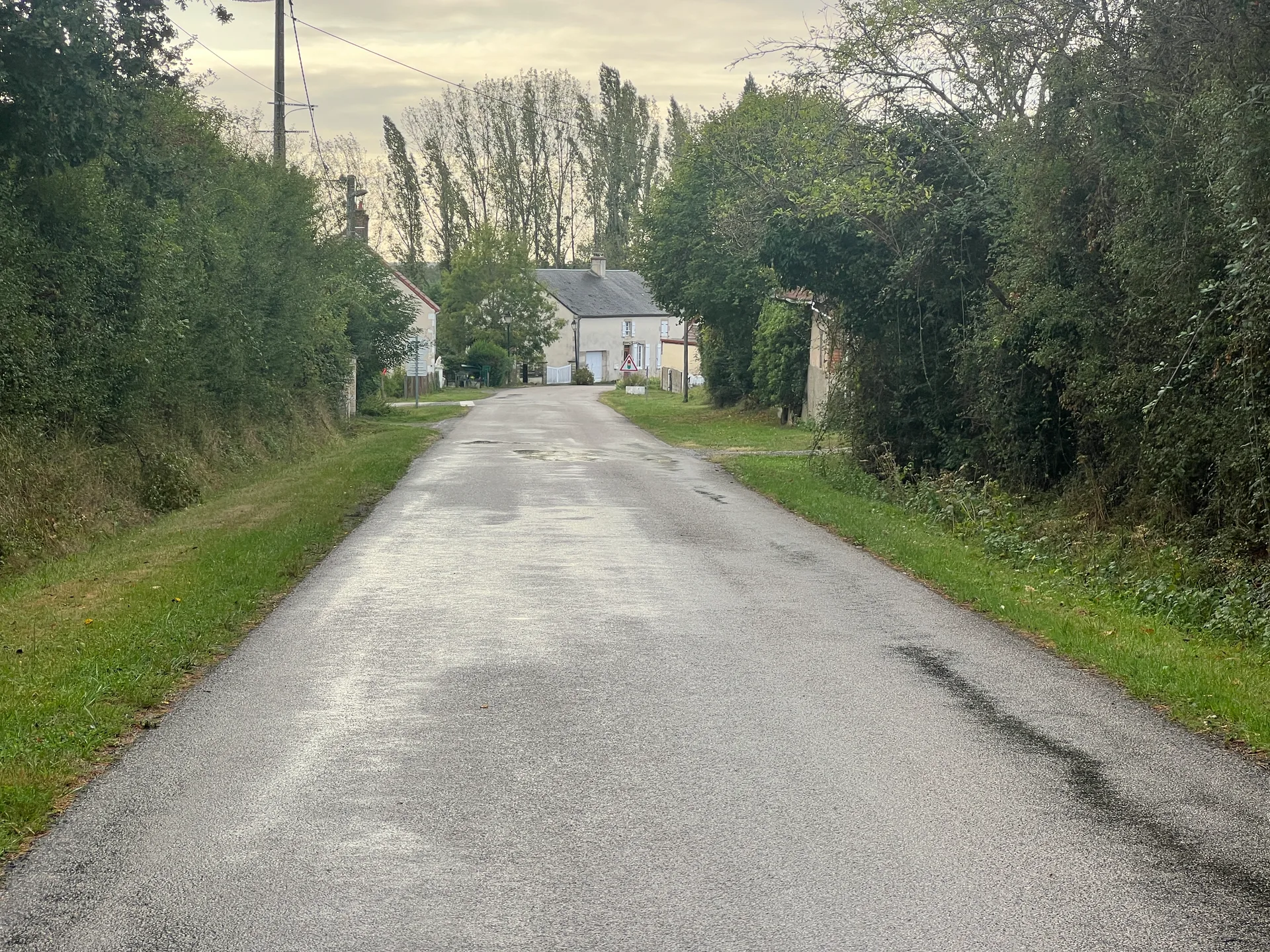 Etang de la Chapelle à Neuville-lès-Decize — À 3,1 km du lac