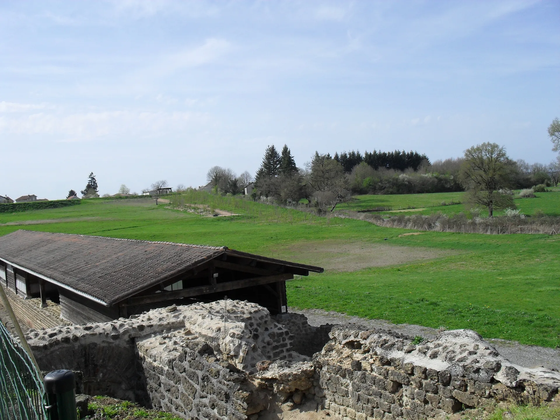 Etang de la Chauffie à Pressignac — À 2,8 km du lac