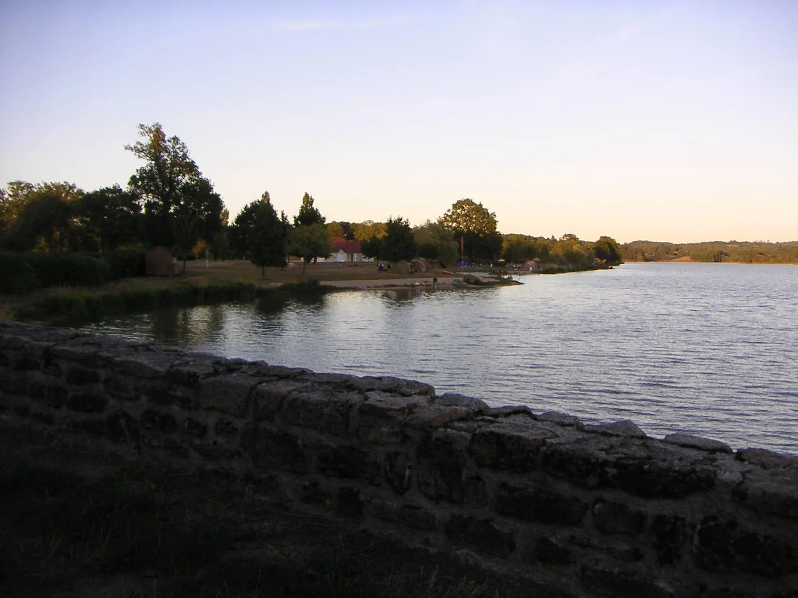 Etang de la Chaume à Azerables — À 295 m du lac