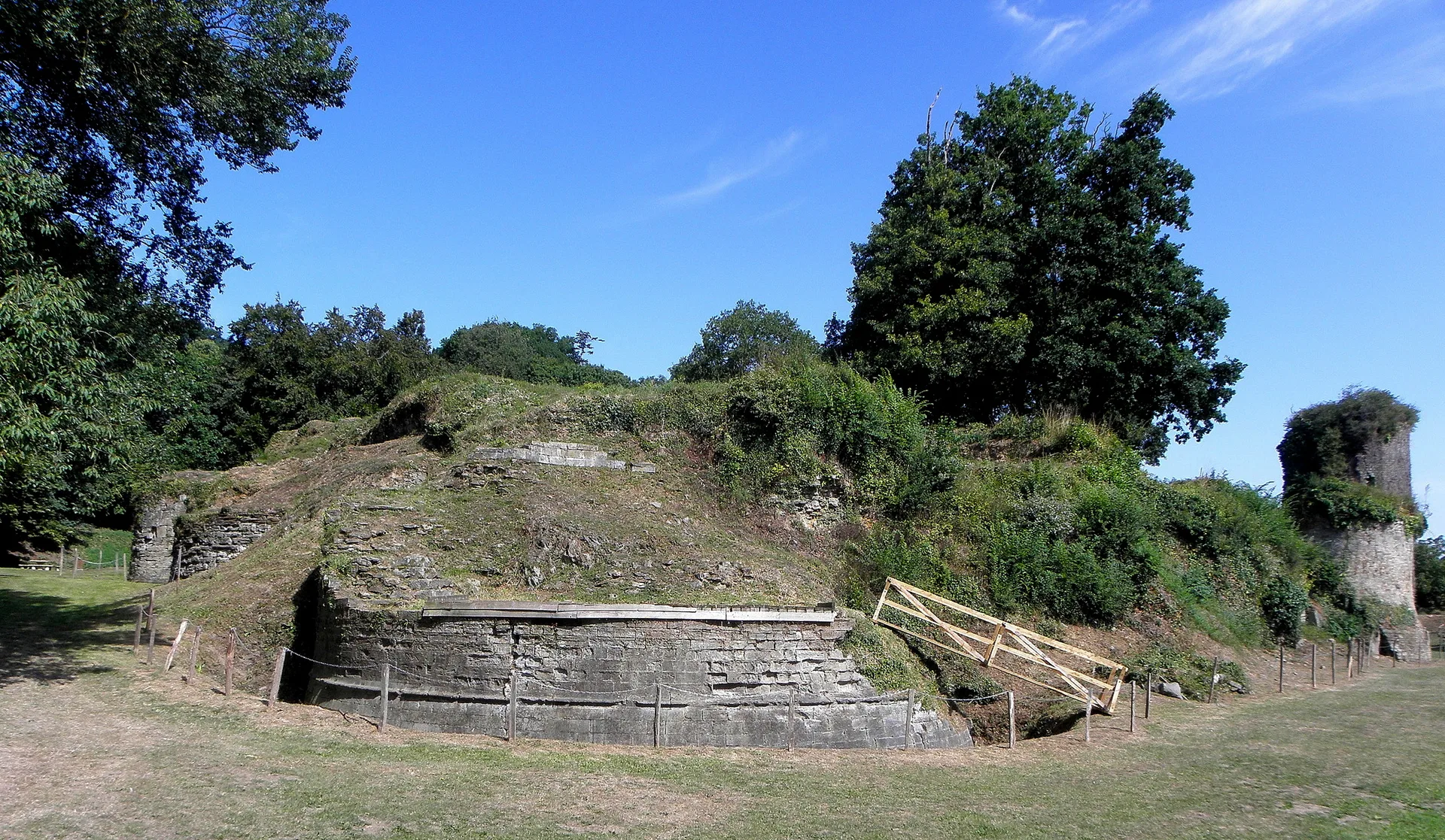 Etang de la Cheze à La Chèze — À 388 m du lac
