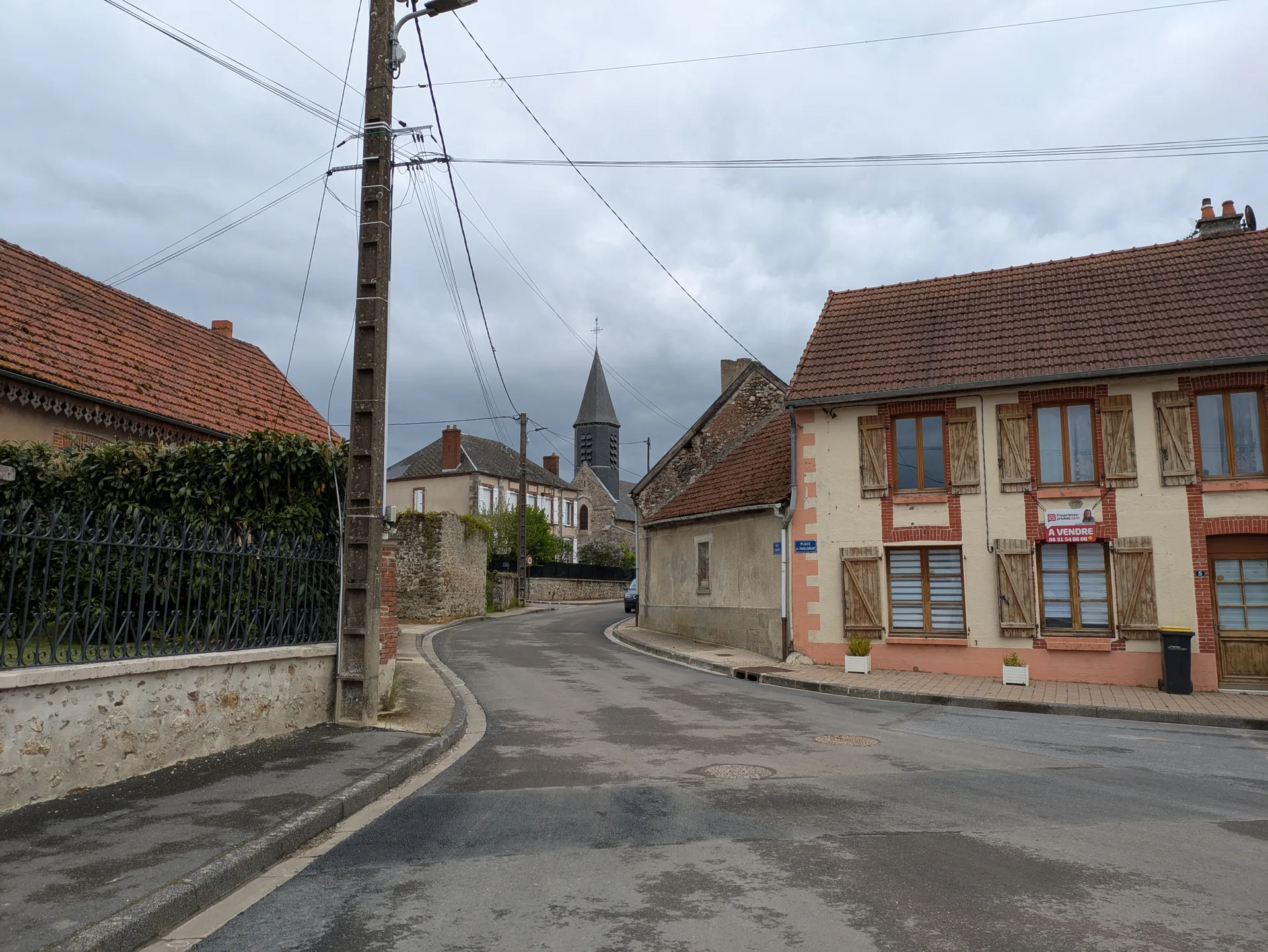 Etang de la Demoiselle à Brugny-Vaudancourt — À 2,0 km du lac
