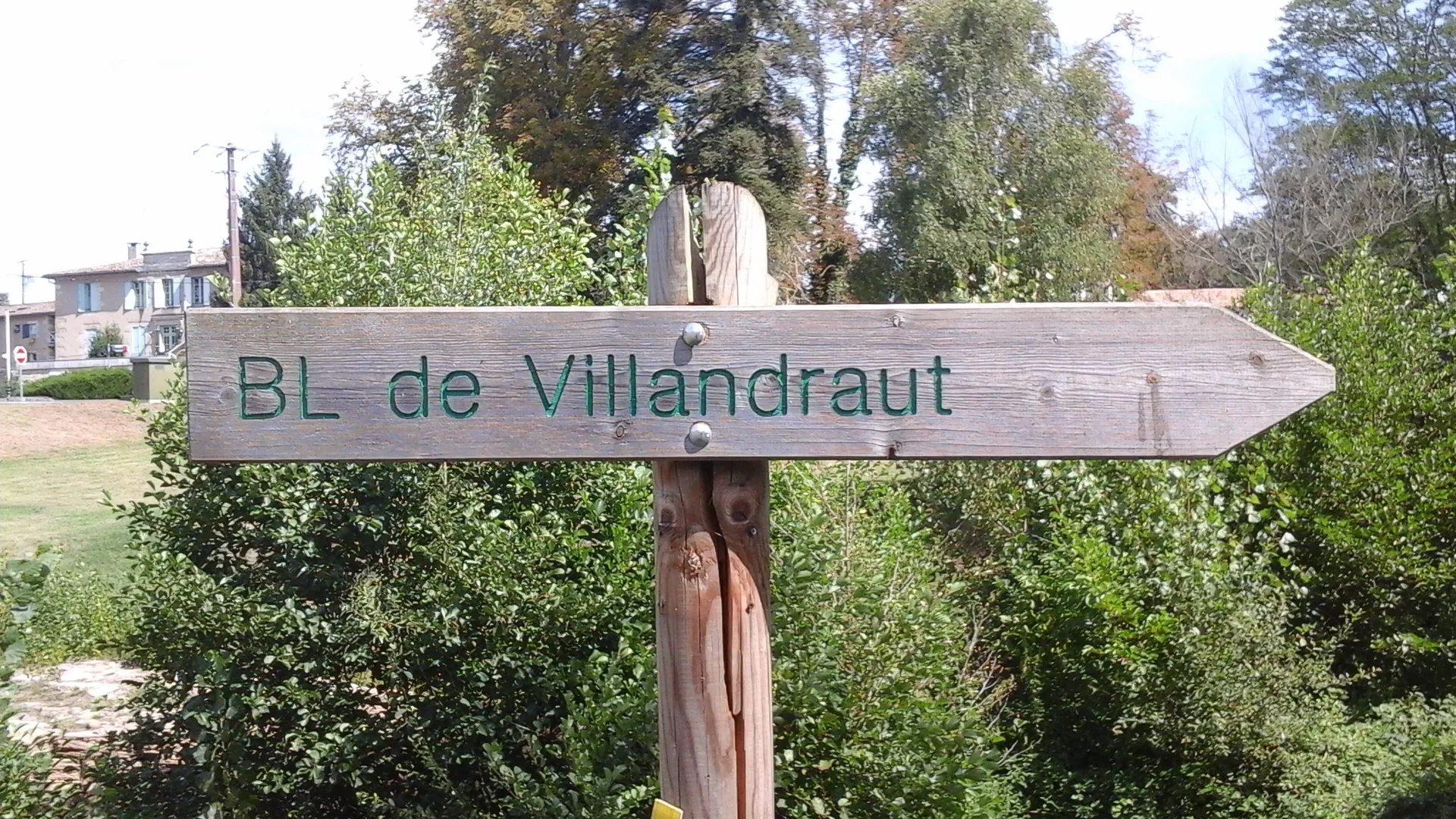 Etang de la Ferriere à Villandraut — À 731 m du lac