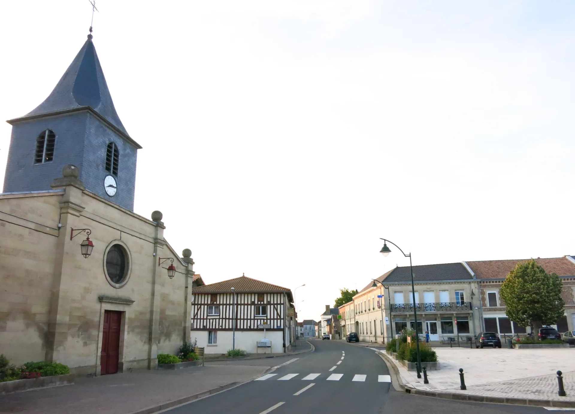 Etang de la Grande R à Givry-en-Argonne — À 3,2 km du lac