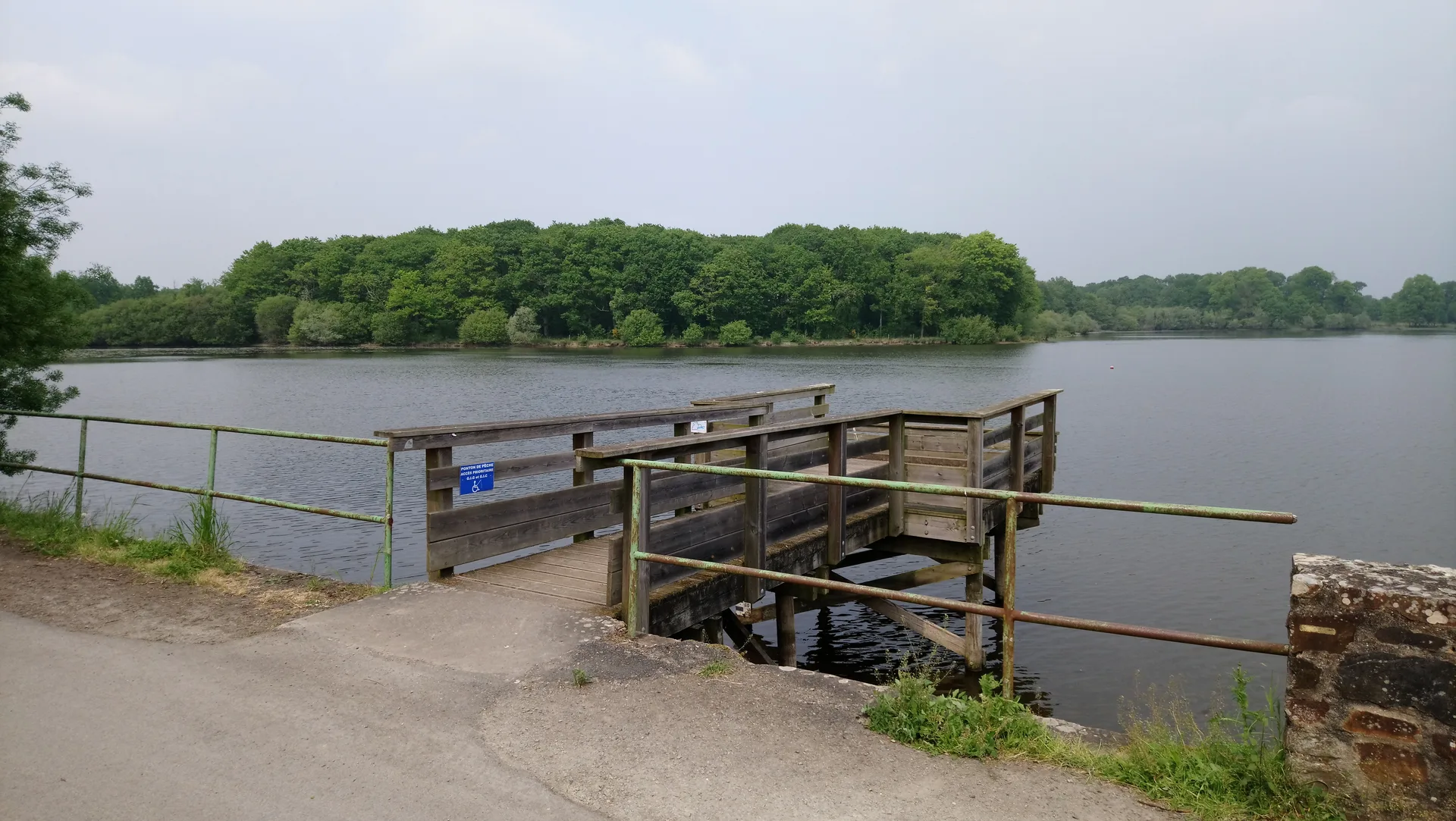 Etang de la Poitevinière à Riaillé — À 3,3 km du lac