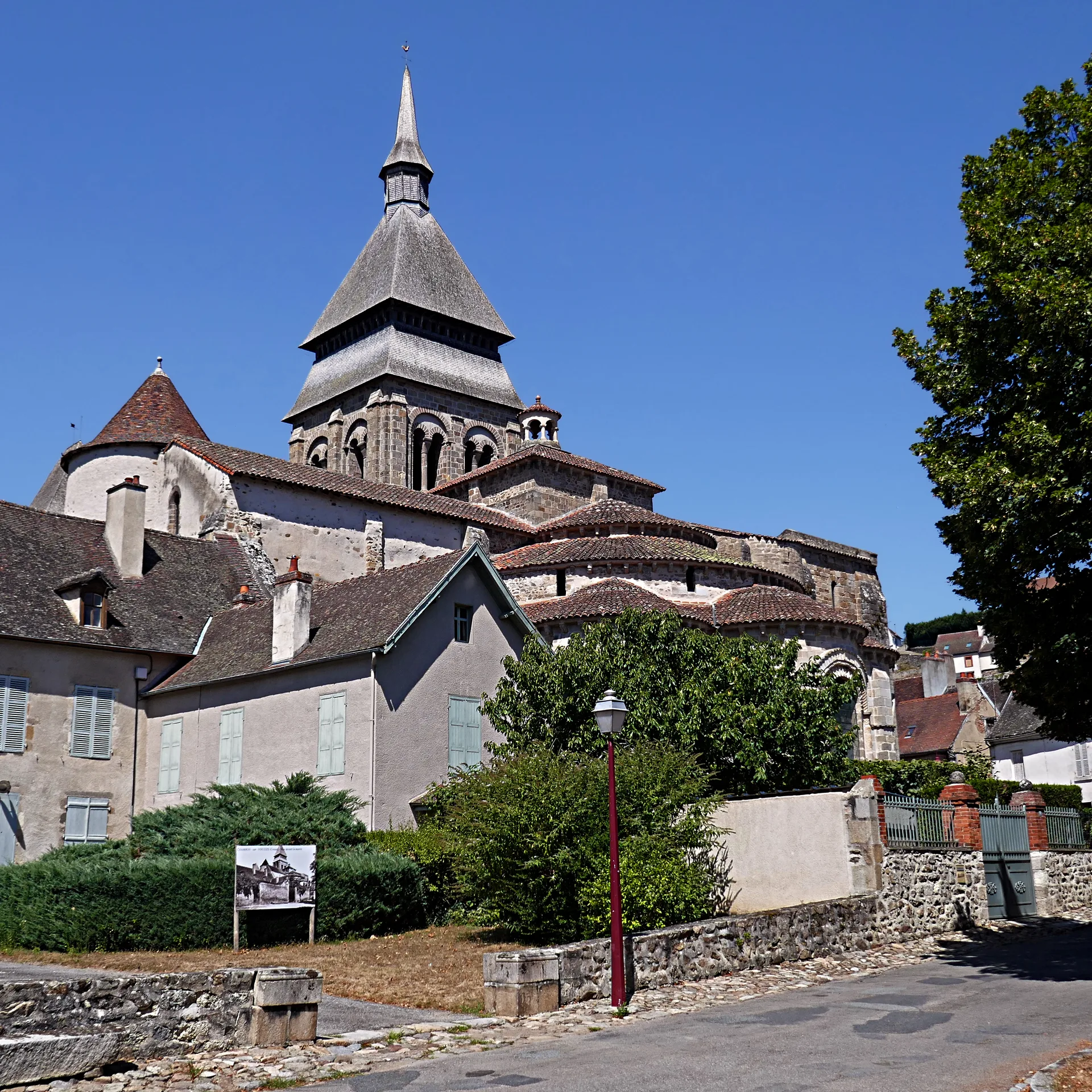 Etang de La Reyberie à Chambon-sur-Voueize — À 2,9 km du lac
