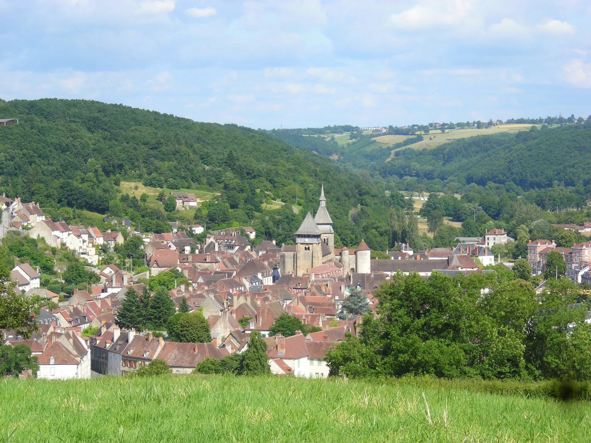 Etang de La Reyberie à Chambon-sur-Voueize — À 3,4 km du lac