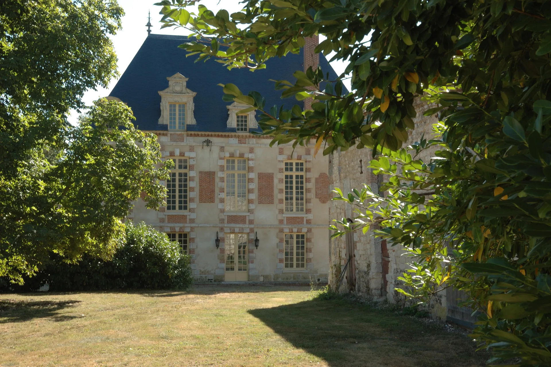 Etang de La Sainte Croix Leufroy à Clef Vallée d'Eure — À 1,2 km du lac
