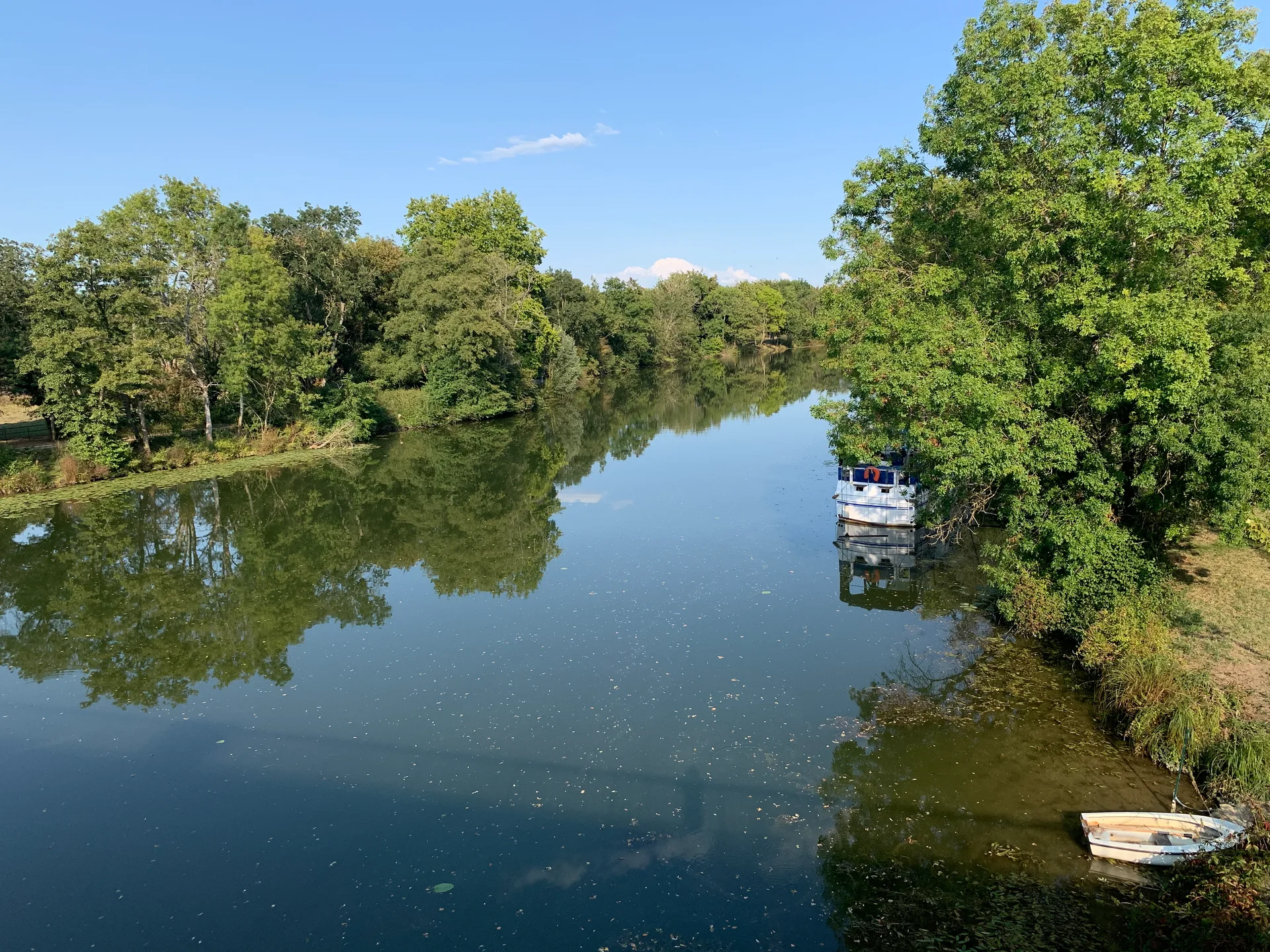Etang de la Truchère à Ratenelle — À 565 m du lac