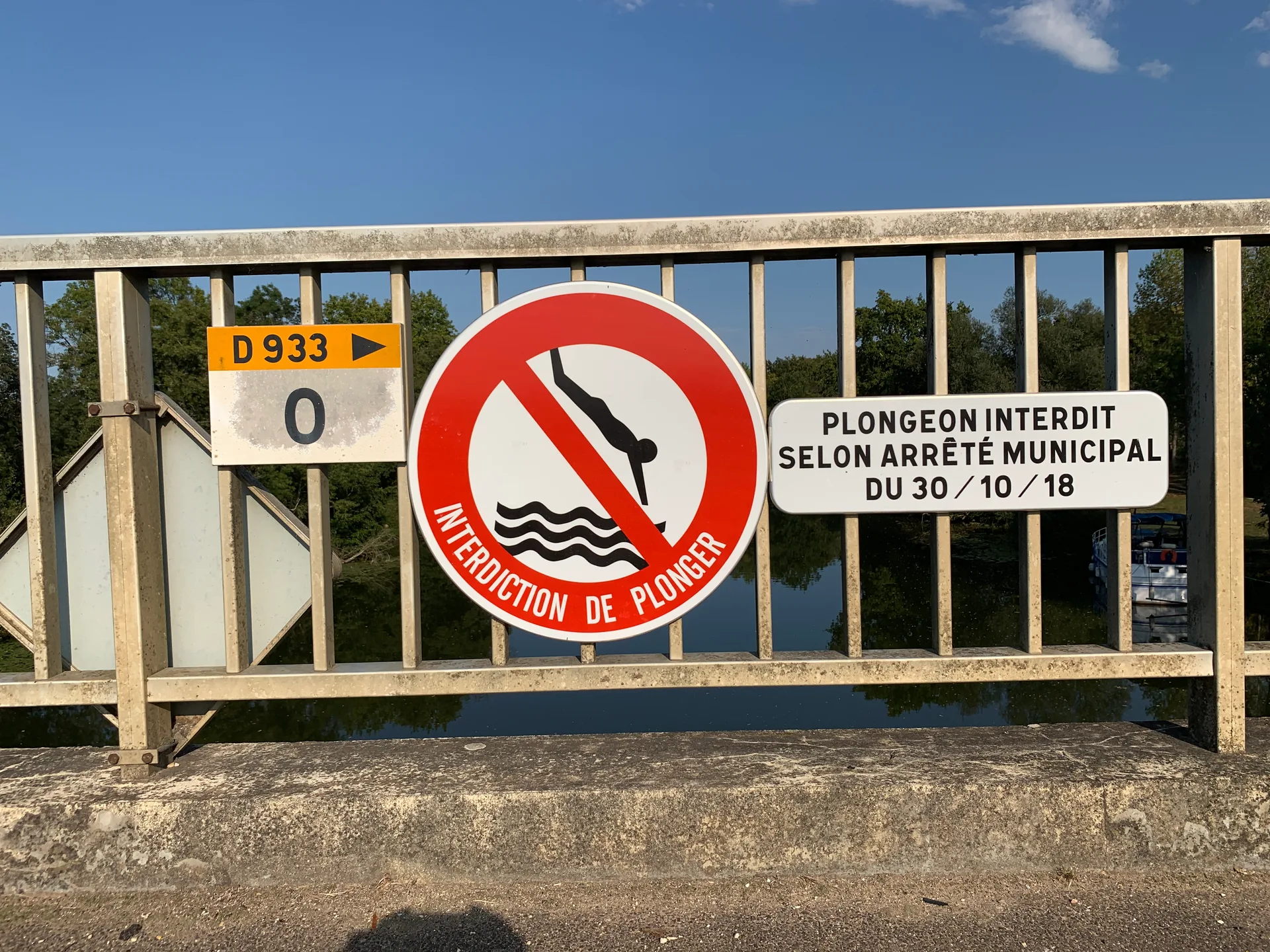 Etang de la Truchère à Ratenelle — À 549 m du lac