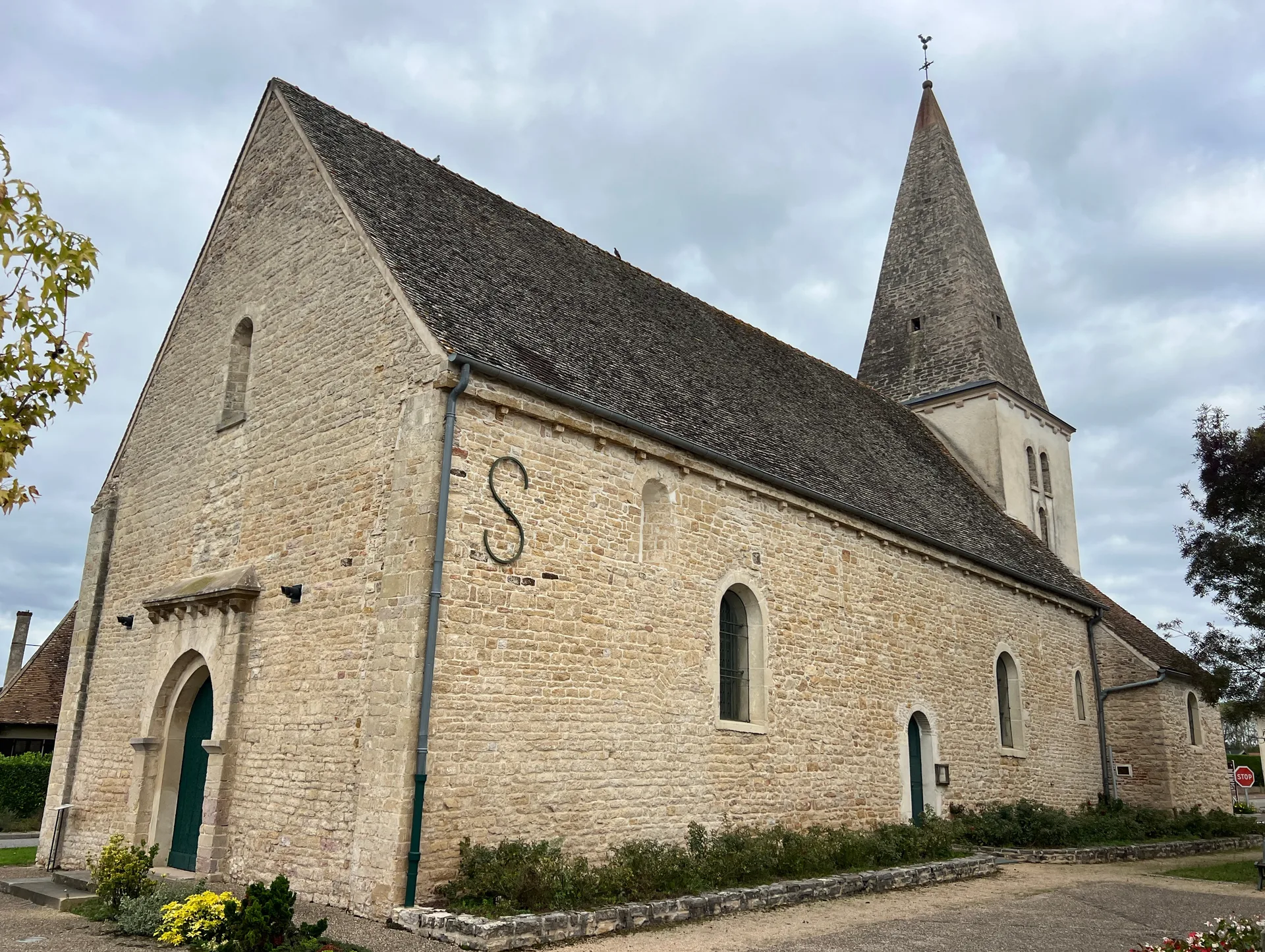 Etang de la Verne à Baudrières — À 3,0 km du lac