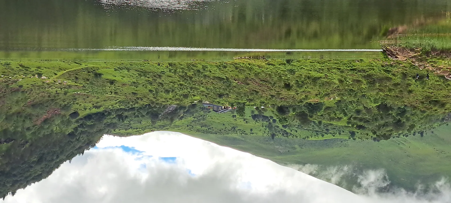 Étang de Lers à Le Port — À 285 m du lac