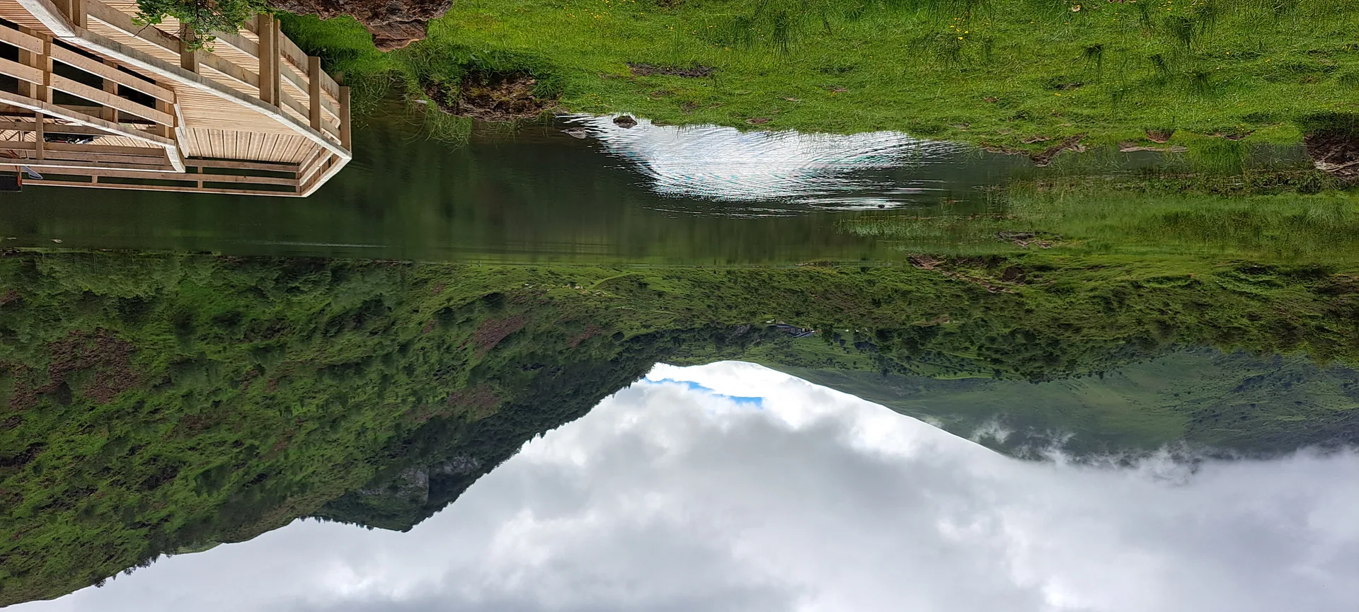 Étang de Lers à Le Port — À 285 m du lac