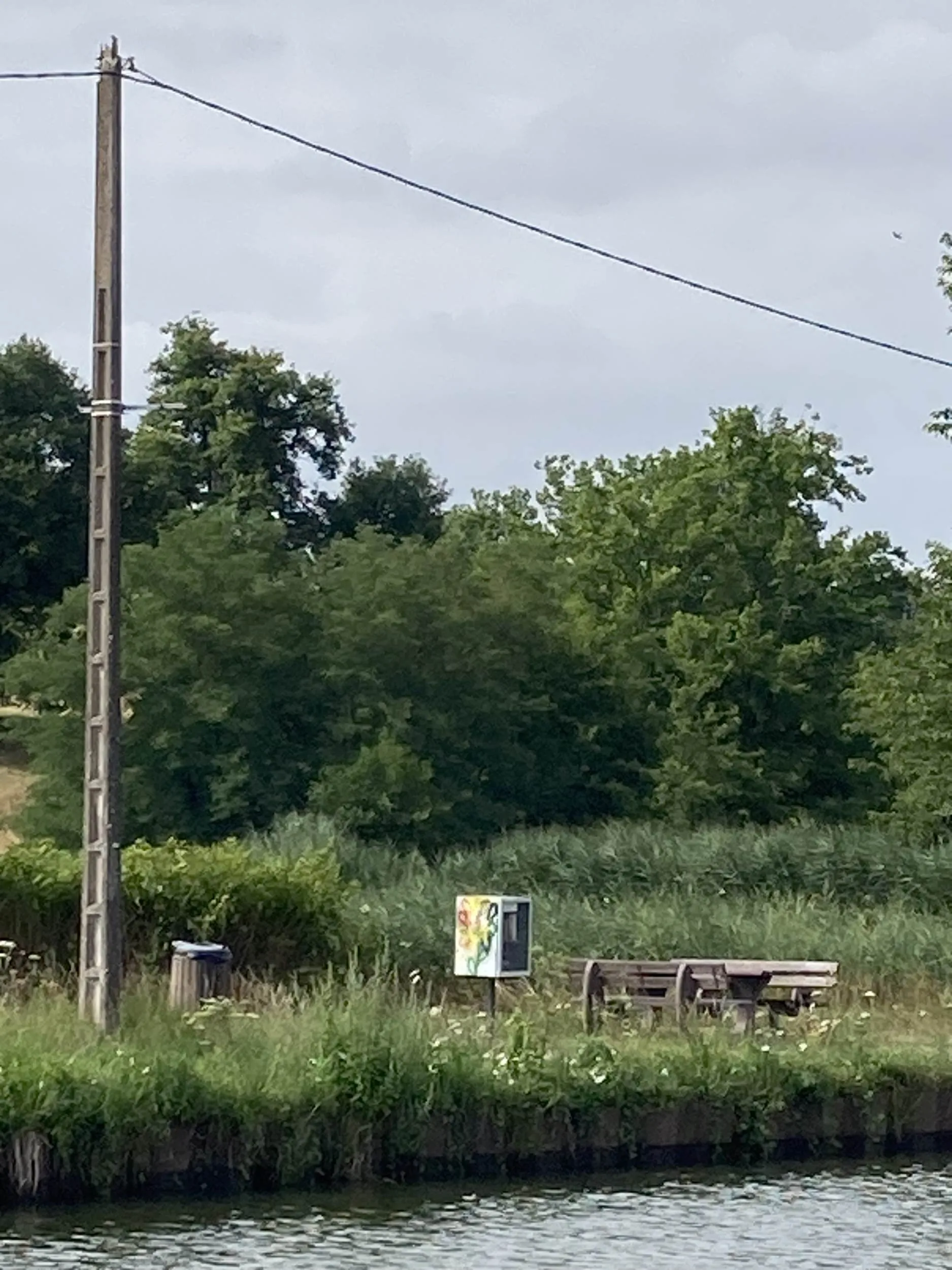 Etang de Longpendu à Écuisses — À 1,3 km du lac