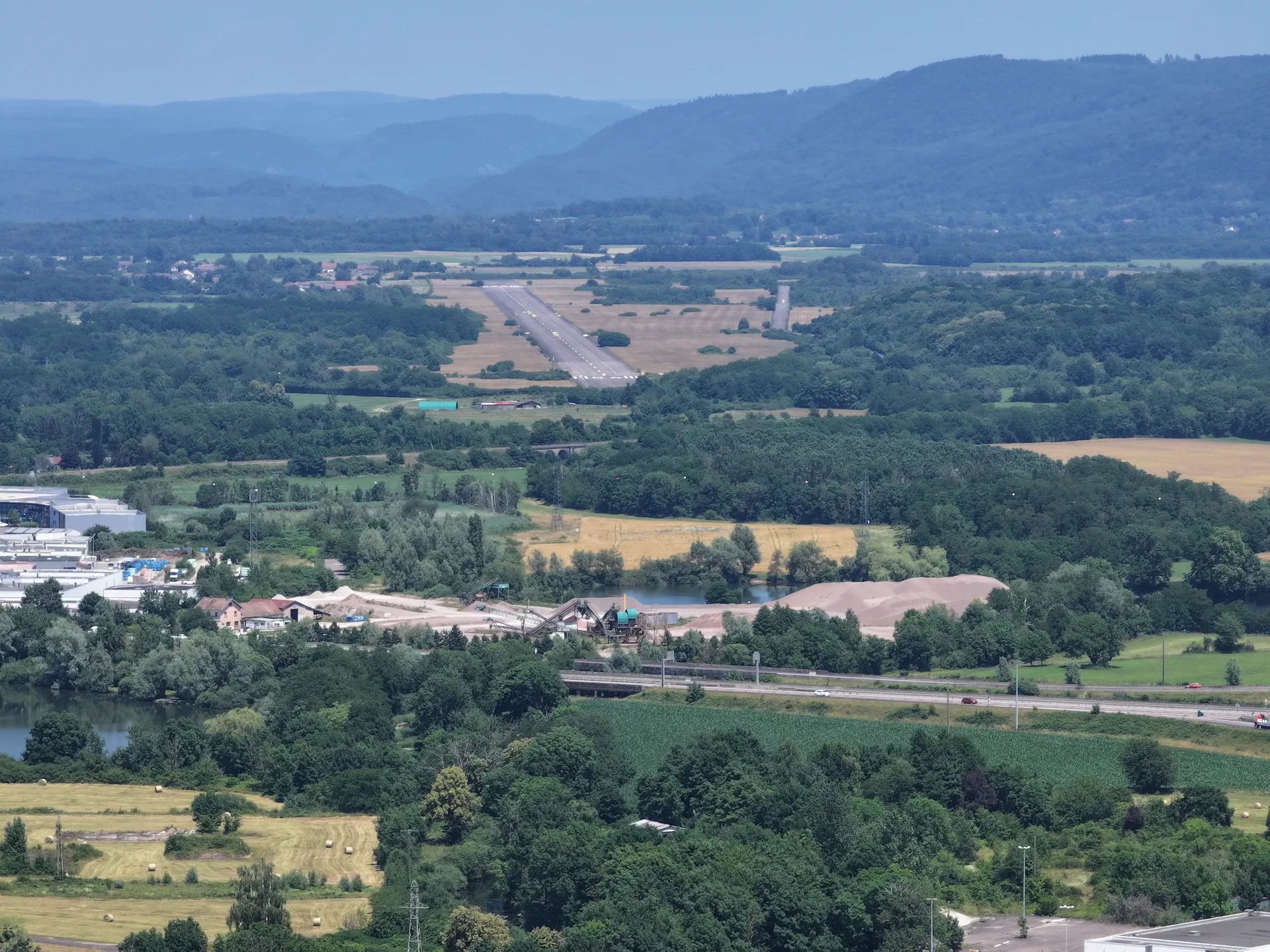 Etang de Lure à Lure — À 745 m du lac