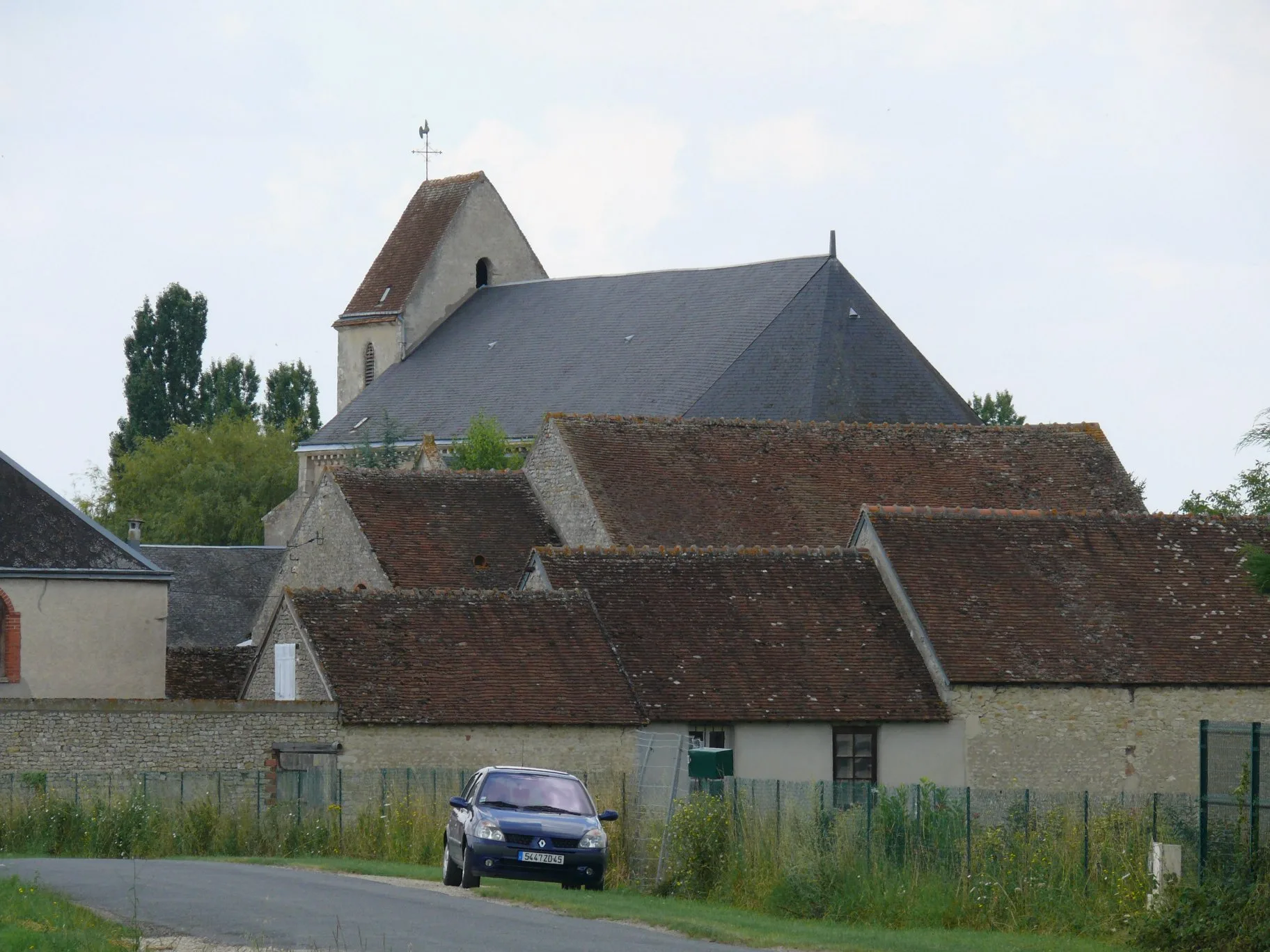 Etang de Madame à Courcy-aux-Loges — À 3,2 km du lac