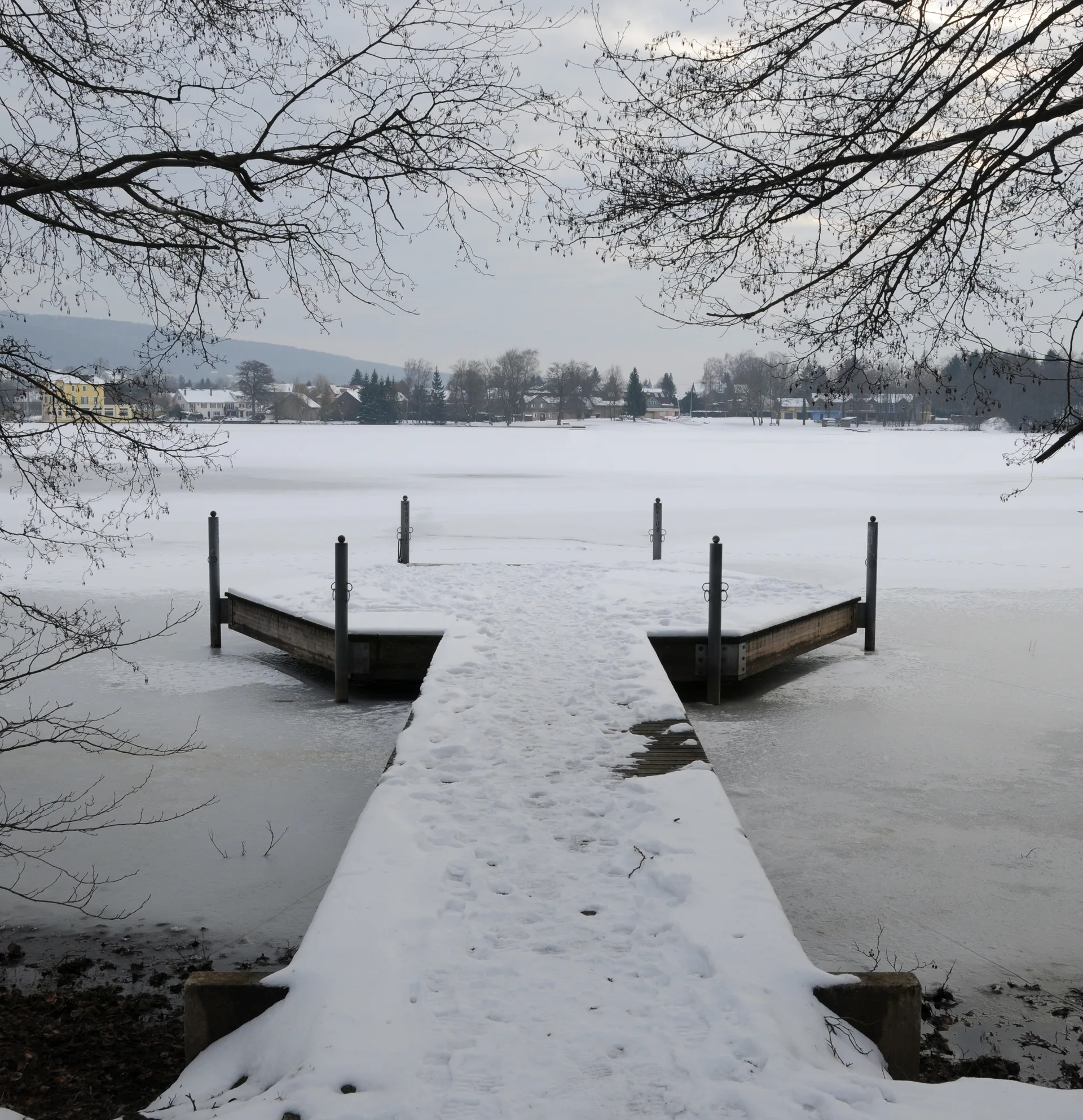 Etang de Malsaucy à Sermamagny — Sur le lac