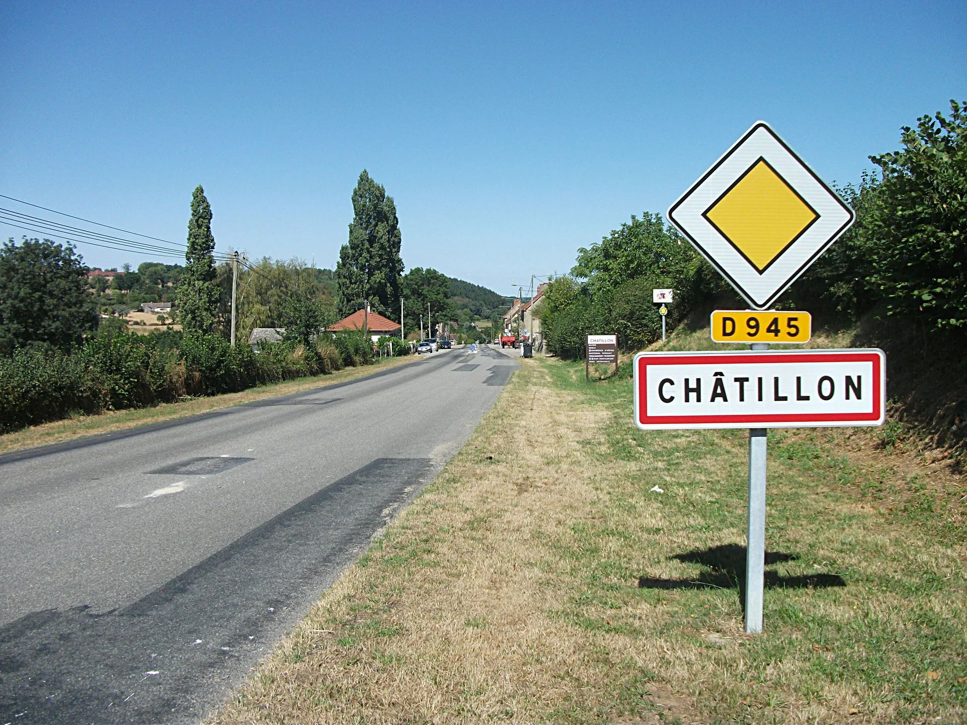 Etang de Messarges à Châtillon — À 256 m du lac