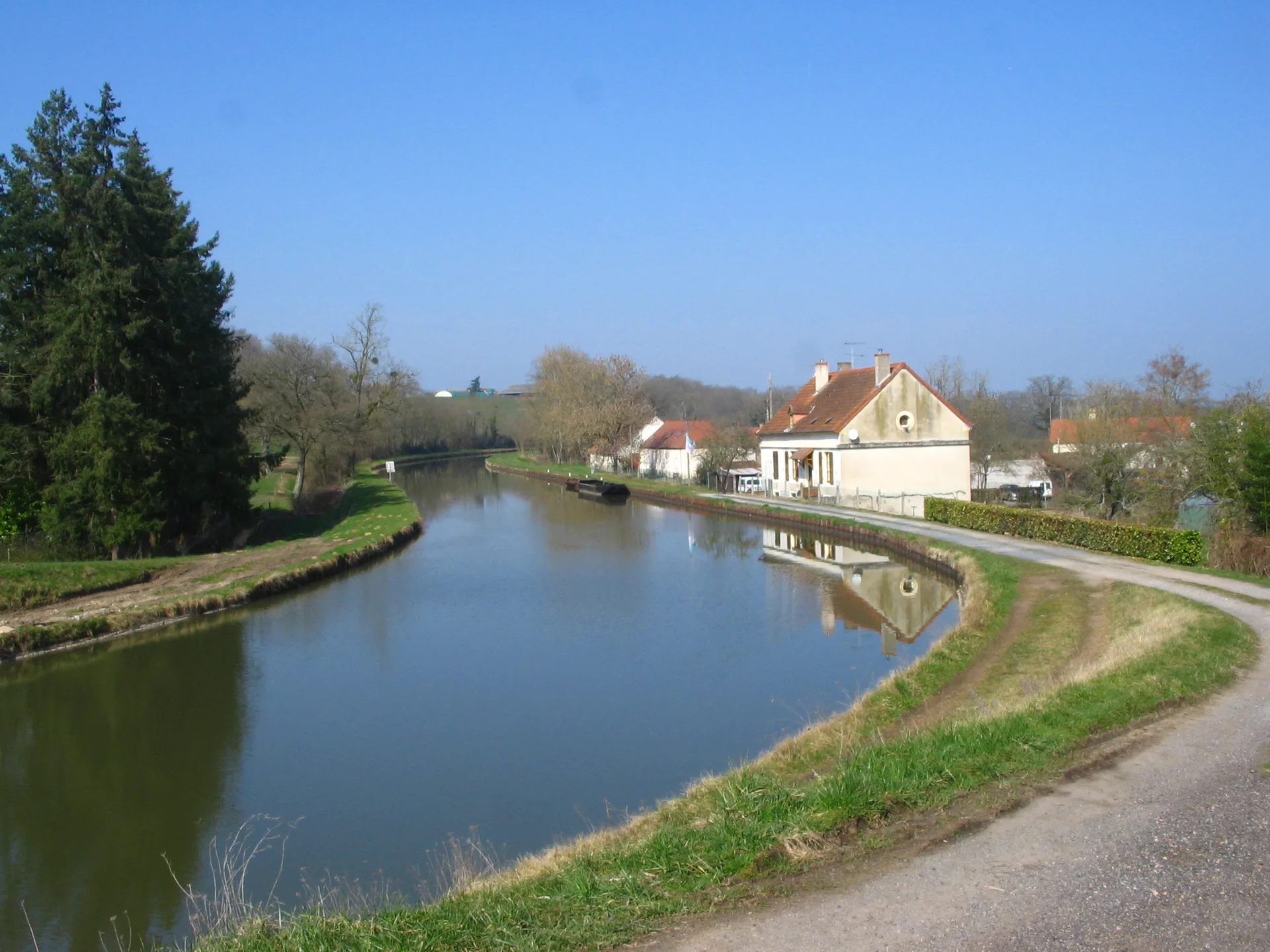 Etang de Mont à Beaulon — À 4,0 km du lac