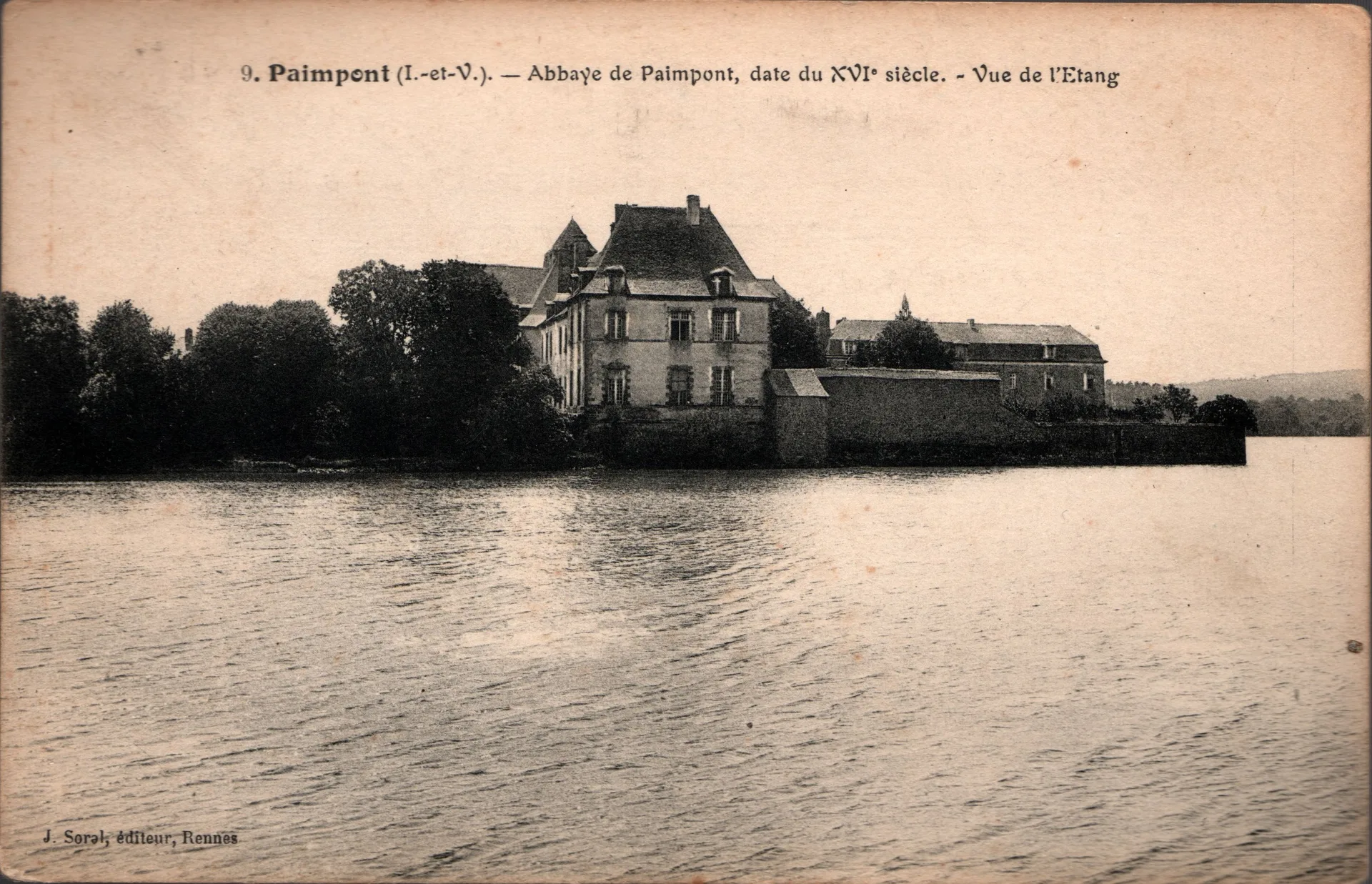 Etang de Paimpont à Paimpont — À 3,3 km du lac