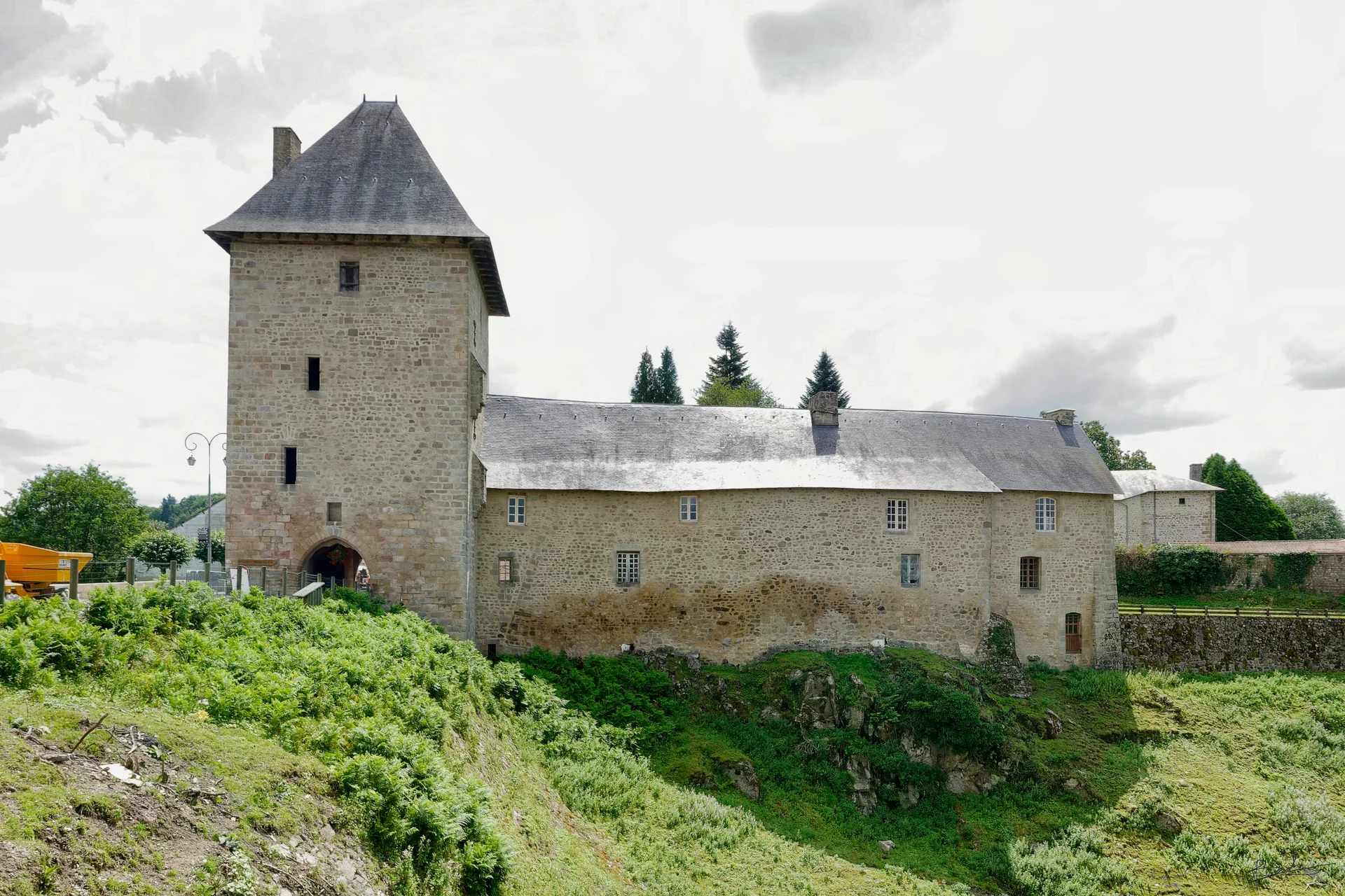 Etang de Peyrat le Chateau à Peyrat-le-Château — Sur le lac
