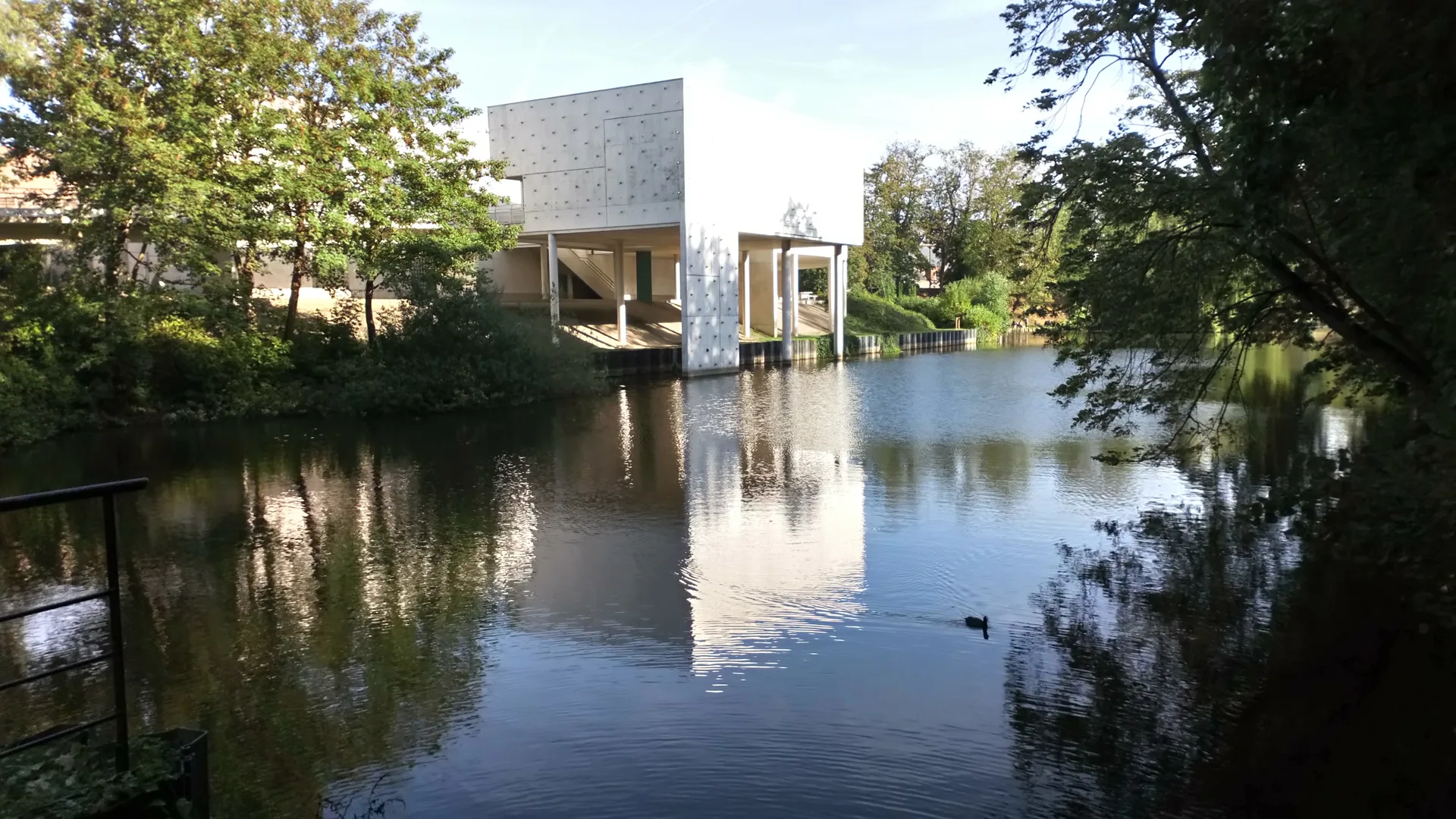 Etang  de Robecourt à Péronne — Sur le lac
