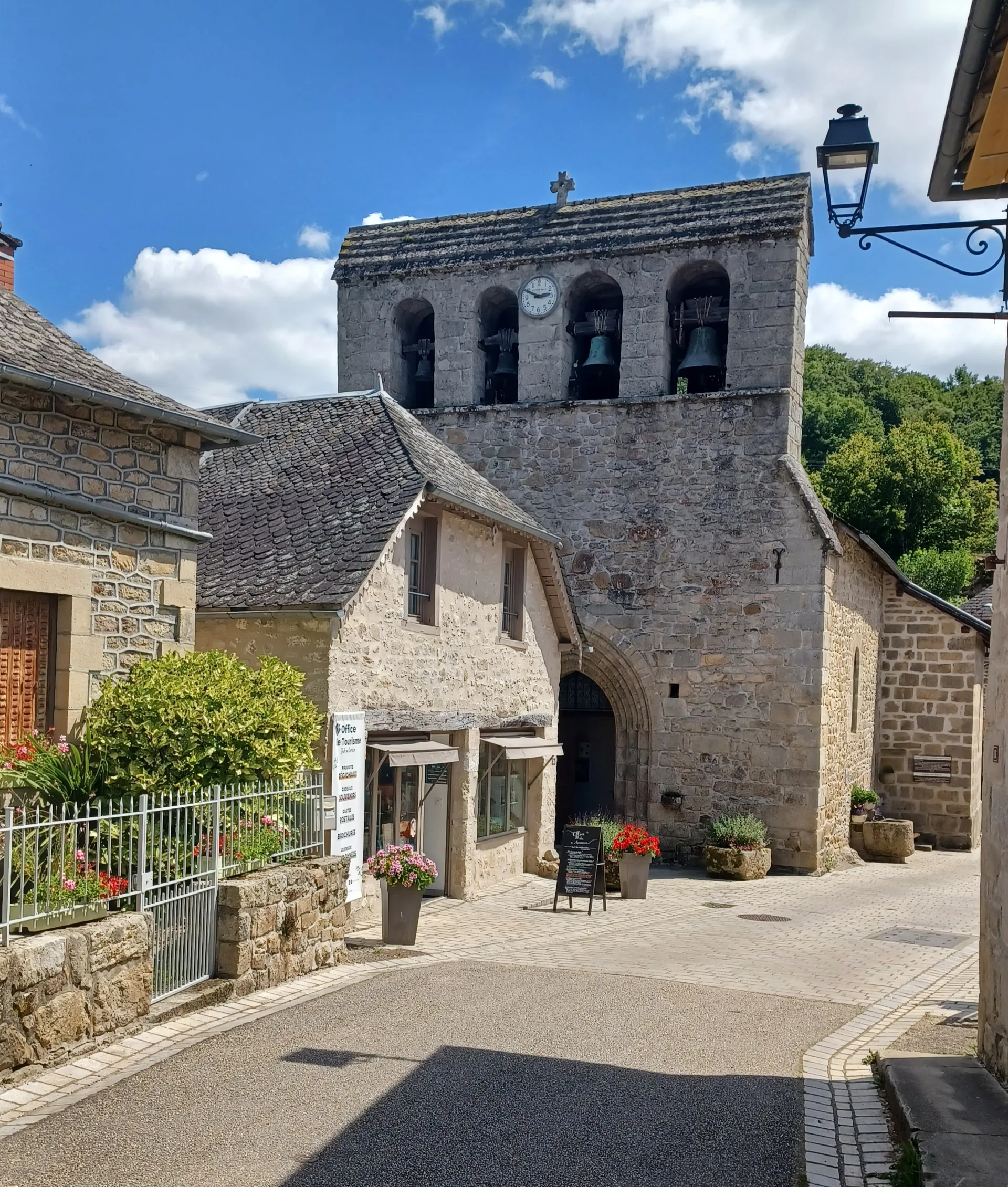 Etang de Ruffo à Gimel-les-Cascades — À 1,6 km du lac
