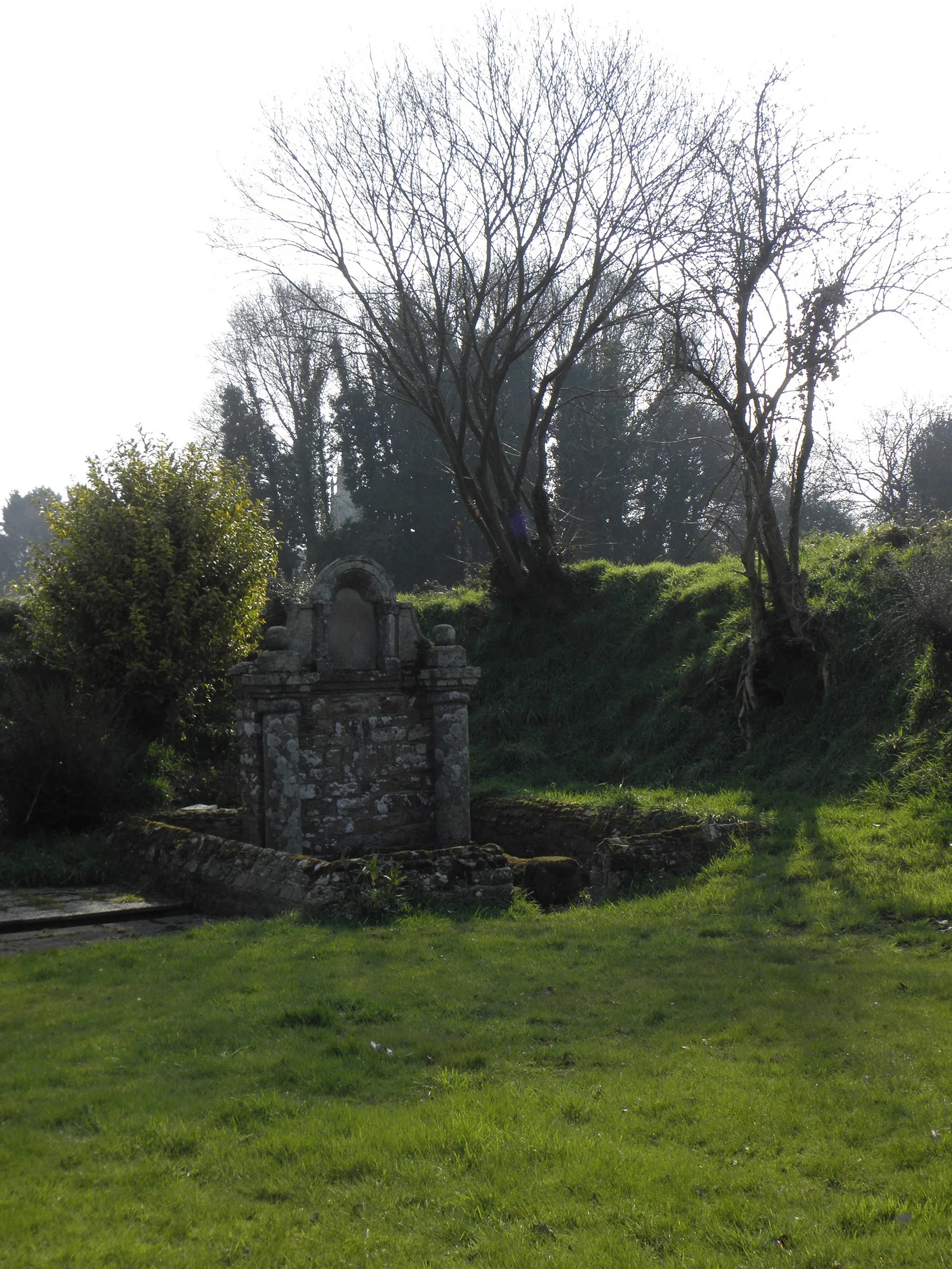 Etang de Saint Connan à Saint-Connan — À 443 m du lac