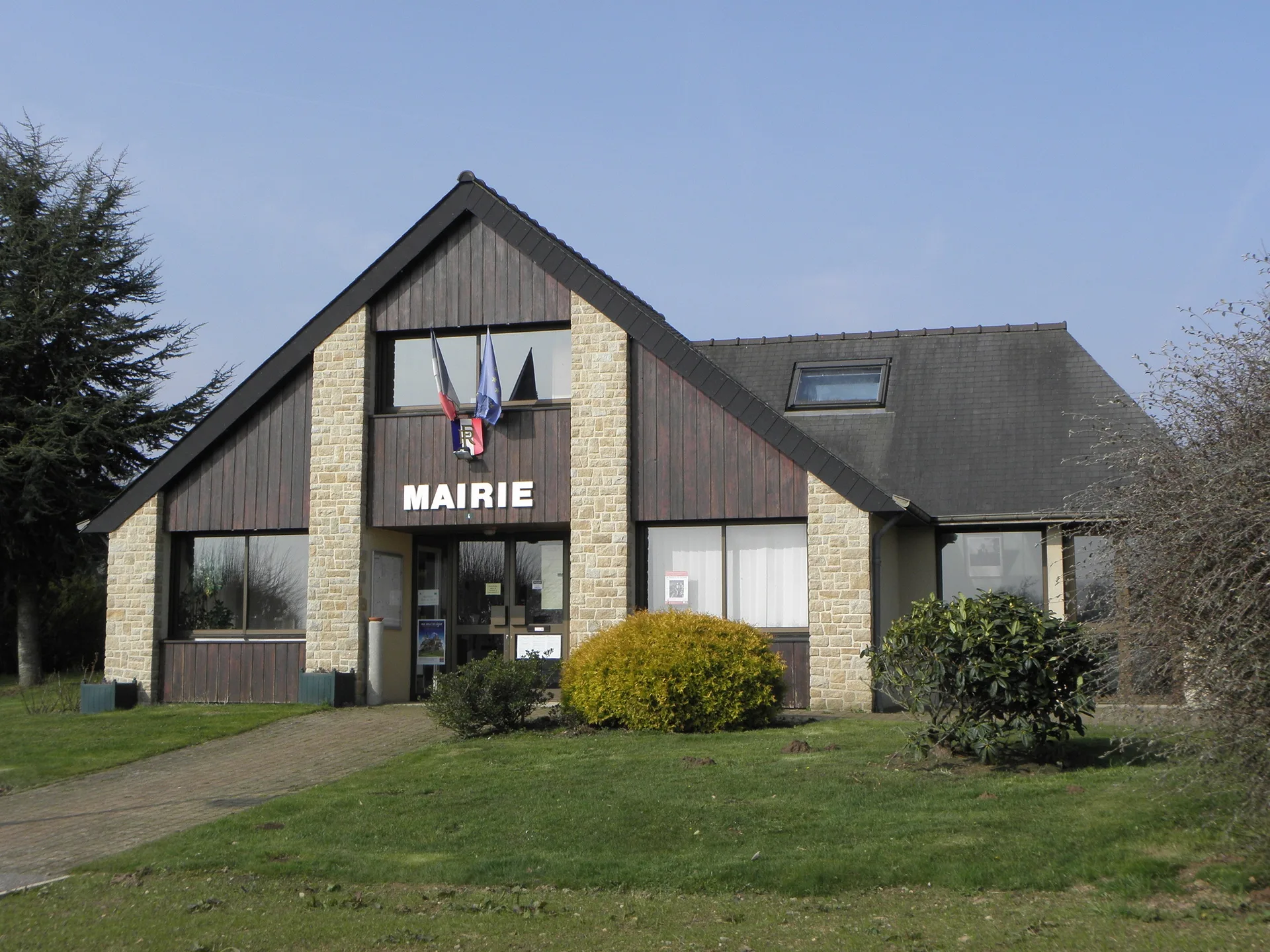 Etang de Saint Connan à Saint-Connan — À 1,1 km du lac