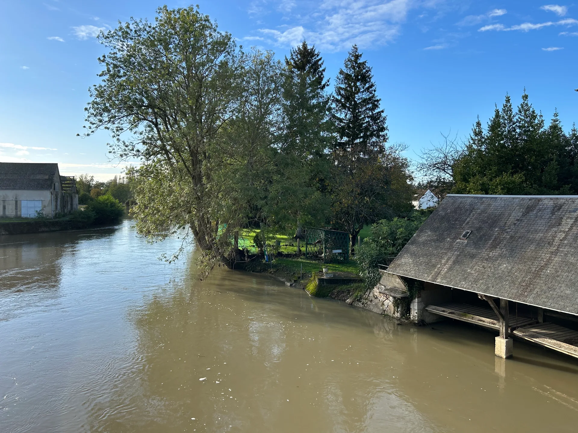Etang de Saint Lubin à Fréteval — À 862 m du lac