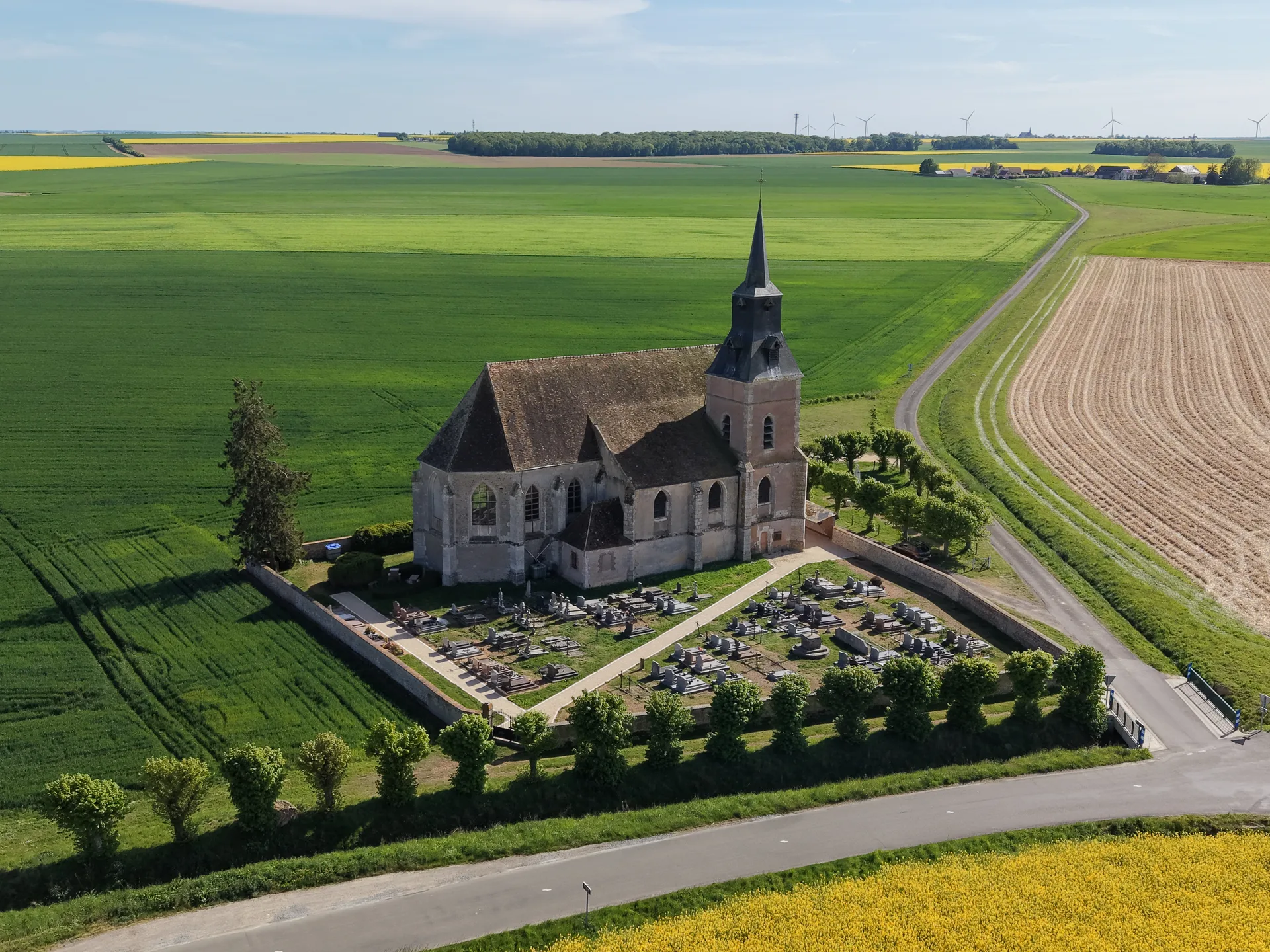 Etang de Saint Luperce à Saint-Luperce — À 4,6 km du lac