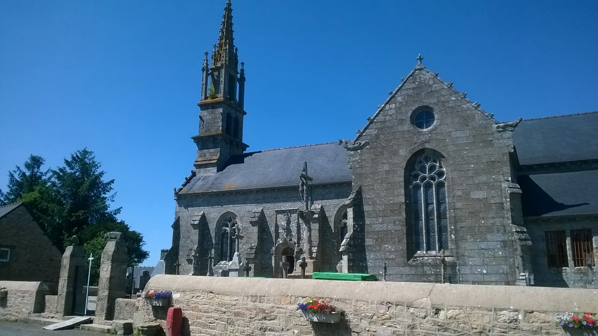 Etang de Saint Norgant Kerne uhel à Trémargat — À 1,9 km du lac