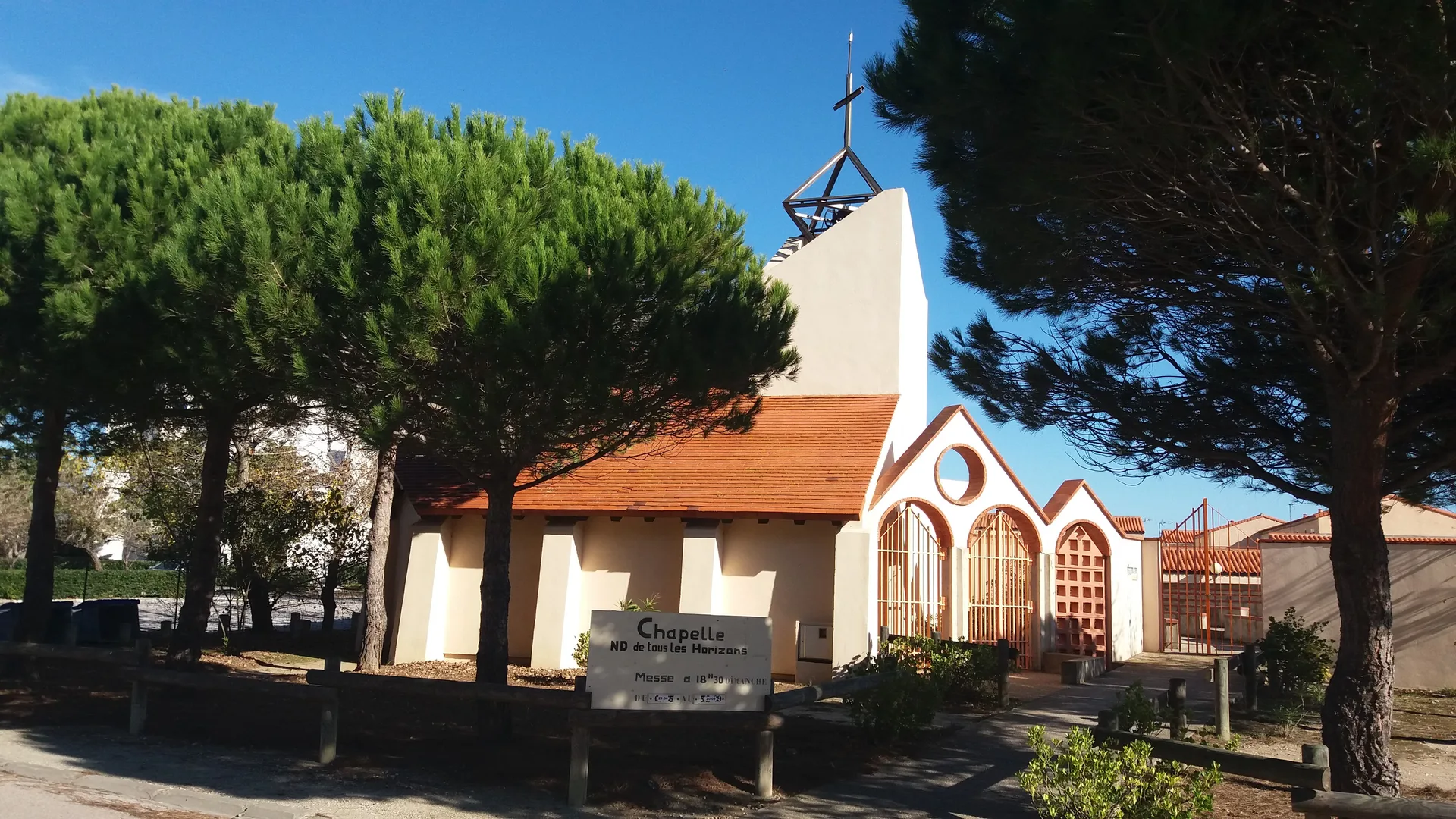 Étang de Salses-Leucate à Salses-le-Château — À 4,2 km du lac