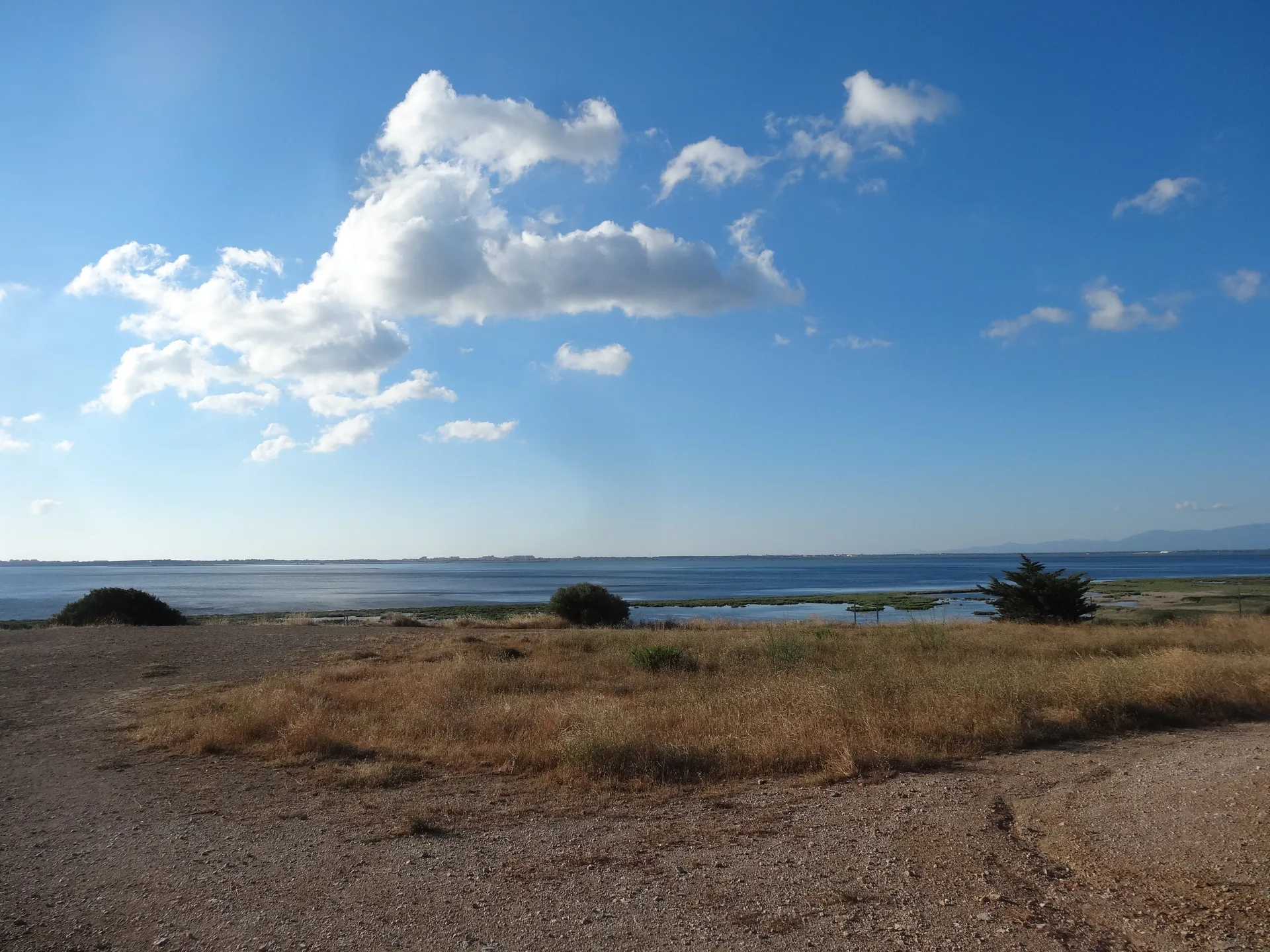 Étang de Salses-Leucate à Salses-le-Château — À 2,9 km du lac