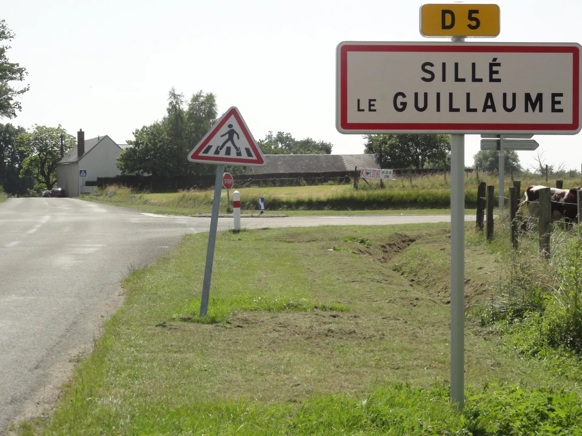 Etang de Sille le Guillaume à Sillé-le-Guillaume — Sur le lac