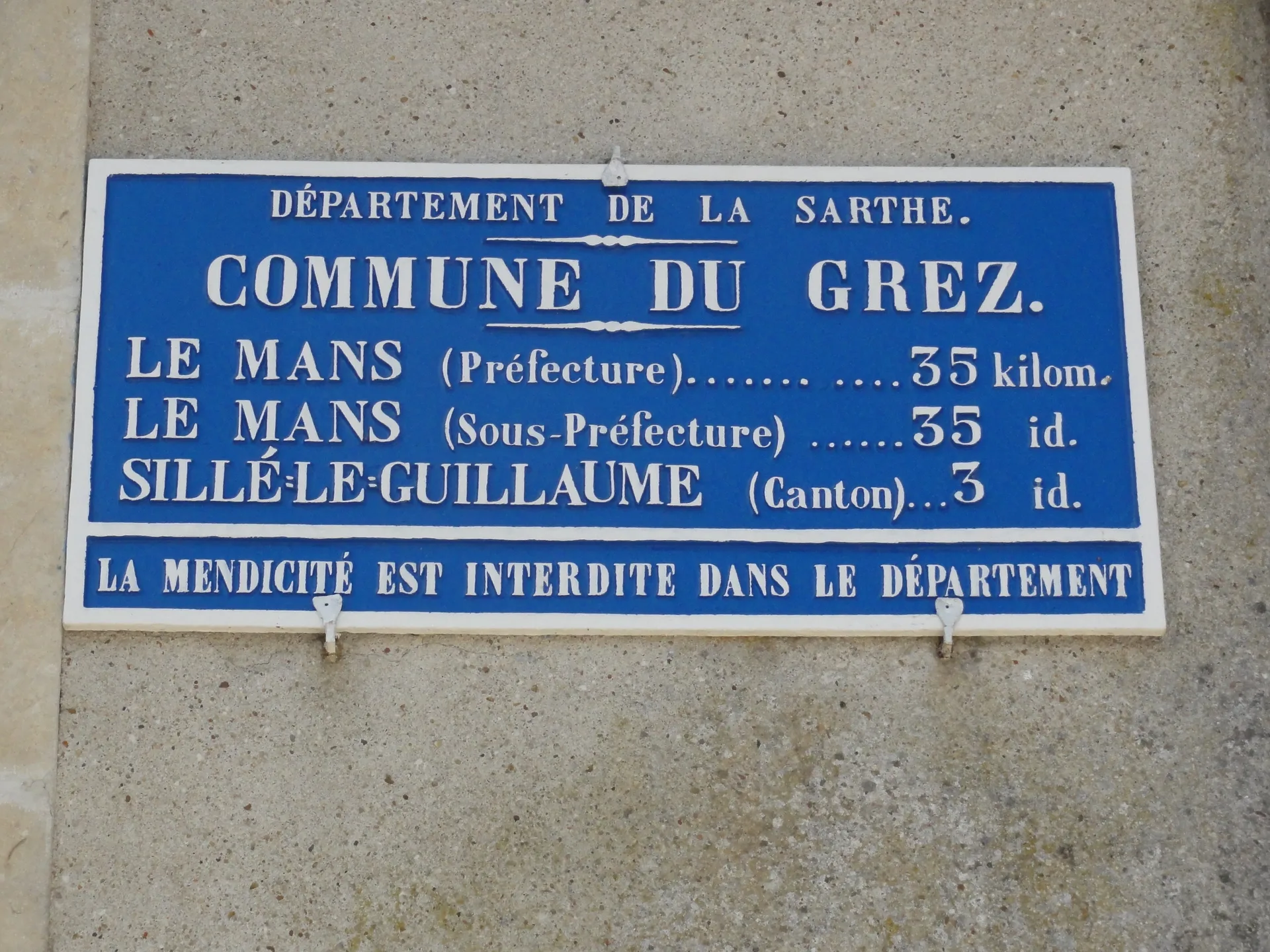 Etang de Sille le Guillaume à Sillé-le-Guillaume — À 2,8 km du lac