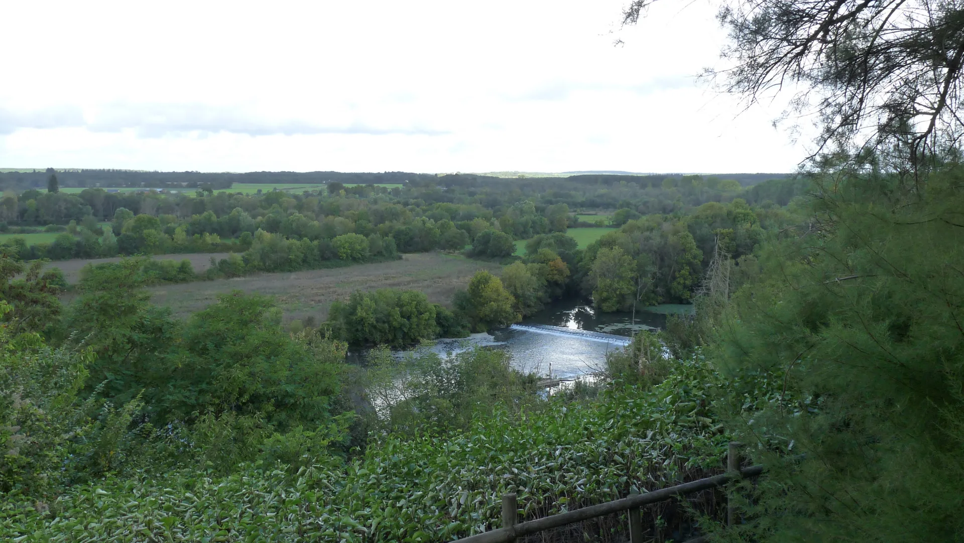 Etang de Singe à Marcé — À 3,8 km du lac