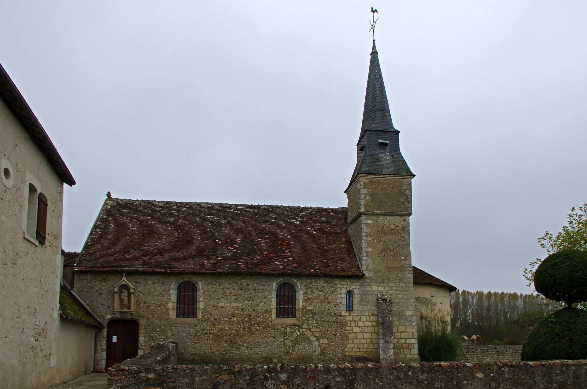 Etang de St Ouen à Saint-Ouen — À 907 m du lac