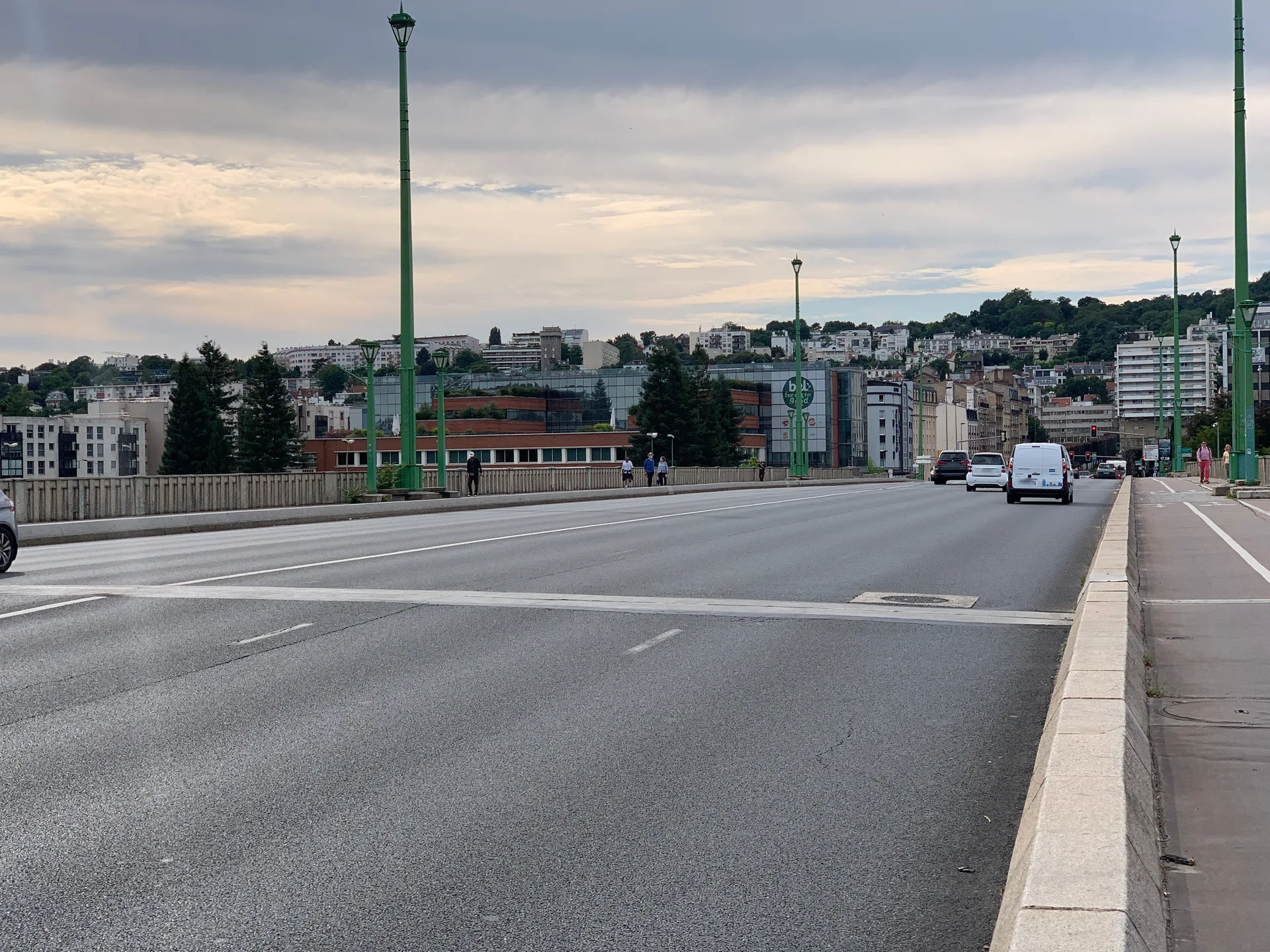 Etang de Suresnes à Paris — À 268 m du lac