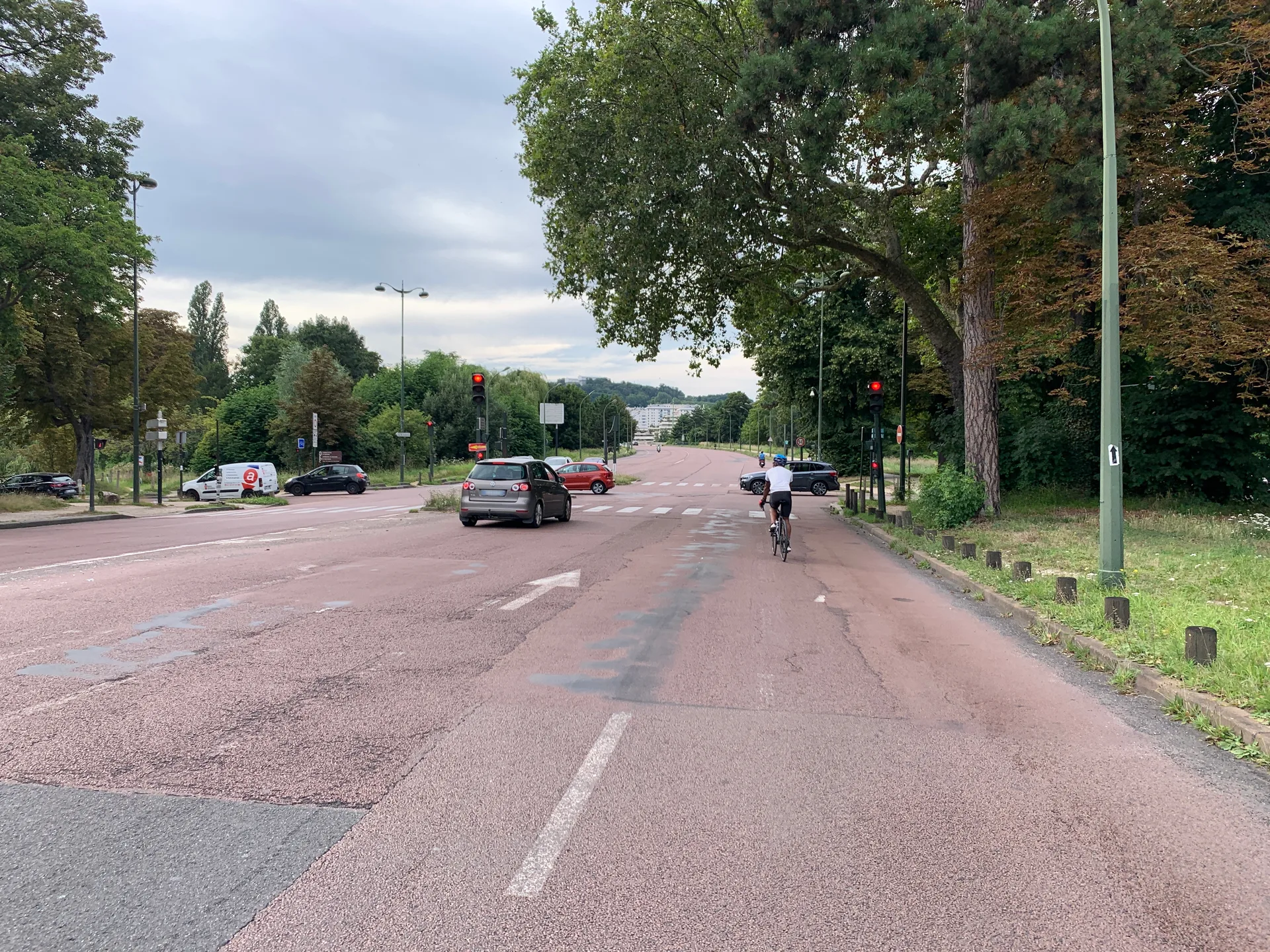 Etang de Suresnes à Paris — À 279 m du lac